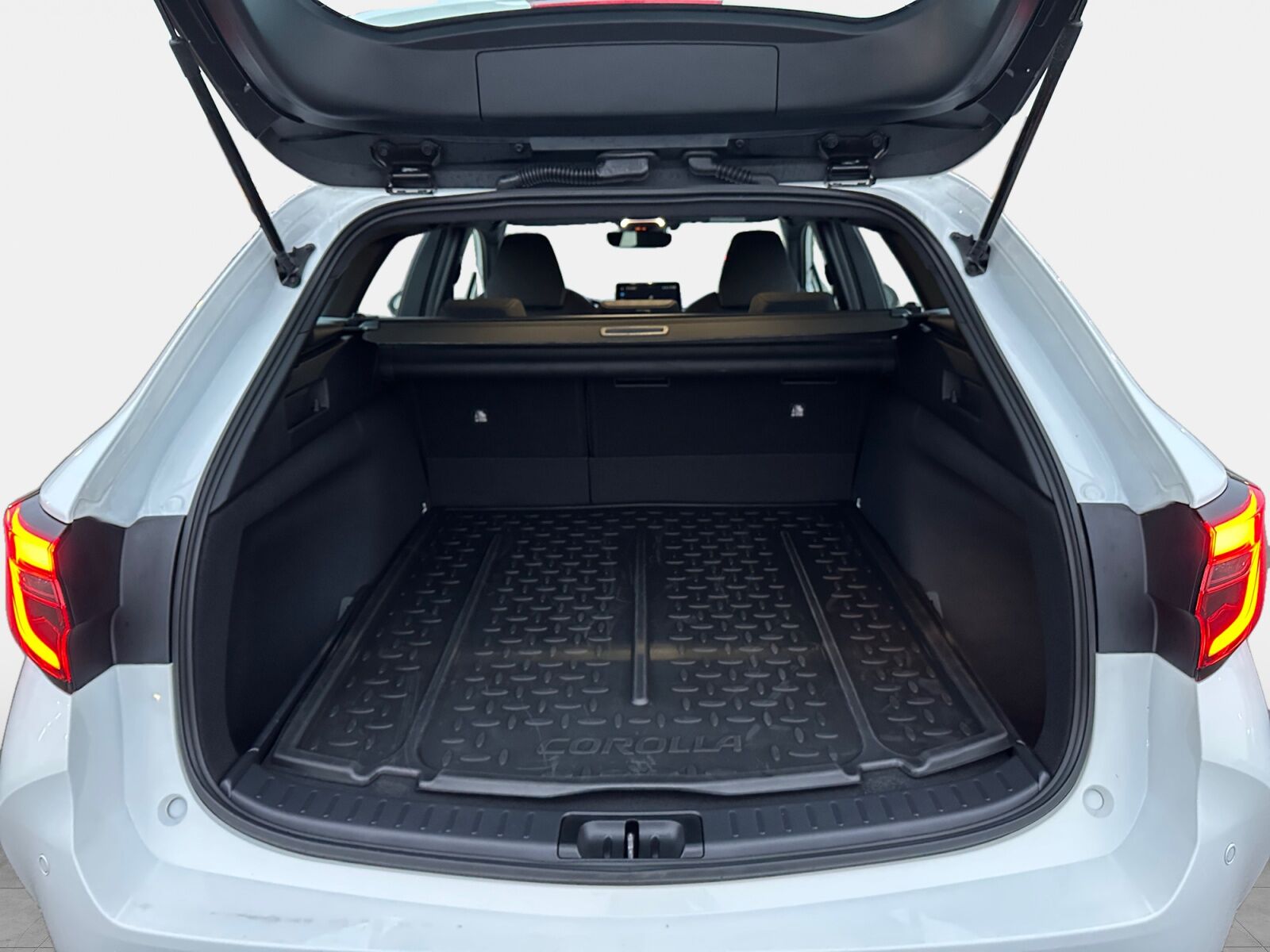 Billede af Toyota Corolla Touring Sports 1,8 Hybrid Active Safety Pack E-CVT 140HK Stc Trinl. Gear