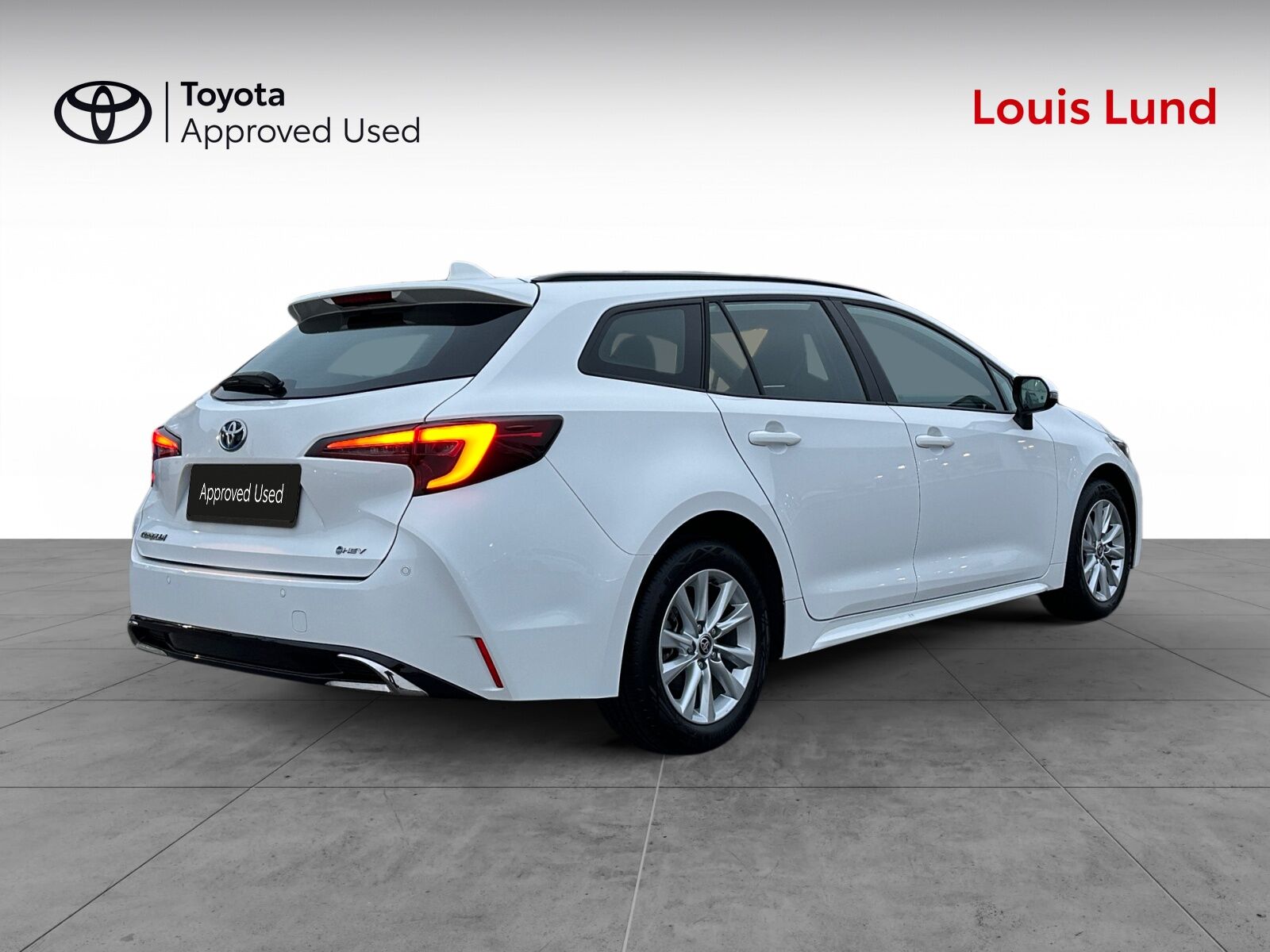 Billede af Toyota Corolla Touring Sports 1,8 Hybrid Active Safety Pack E-CVT 140HK Stc Trinl. Gear