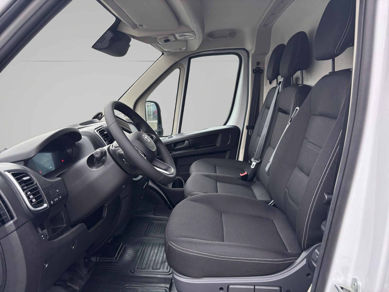 Billede af Toyota Proace Max 2.2D 180hk Long/To skydedøre m. højt tag Heavy aut.gear Comfort Master