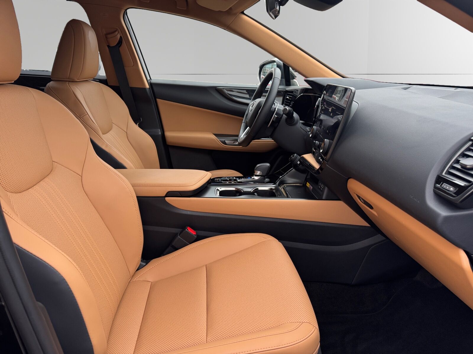 Billede af Lexus NX 450h+ 2,5 Plugin-hybrid Business Plus 4WD 309HK 5d Trinl. Gear