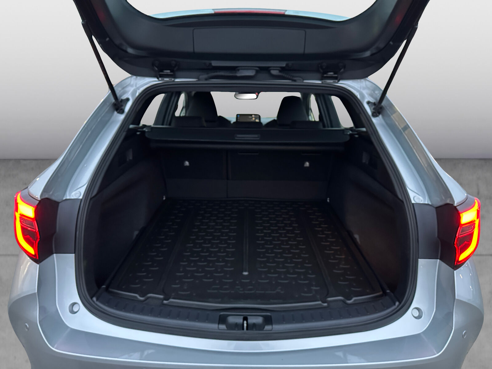 Billede af Toyota Corolla Touring Sports 1,8 Hybrid Active Safety Pack E-CVT 140HK Stc Trinl. Gear