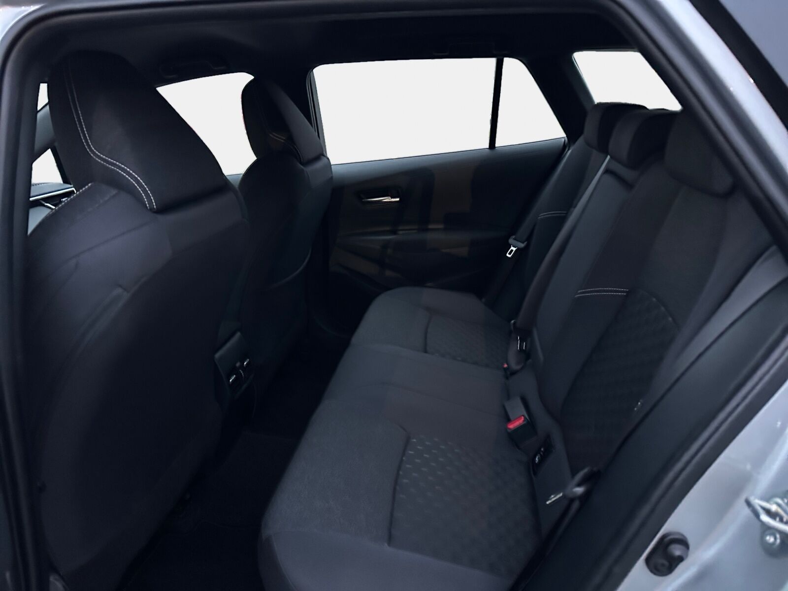 Billede af Toyota Corolla Touring Sports 1,8 Hybrid Active Safety Pack E-CVT 140HK Stc Trinl. Gear