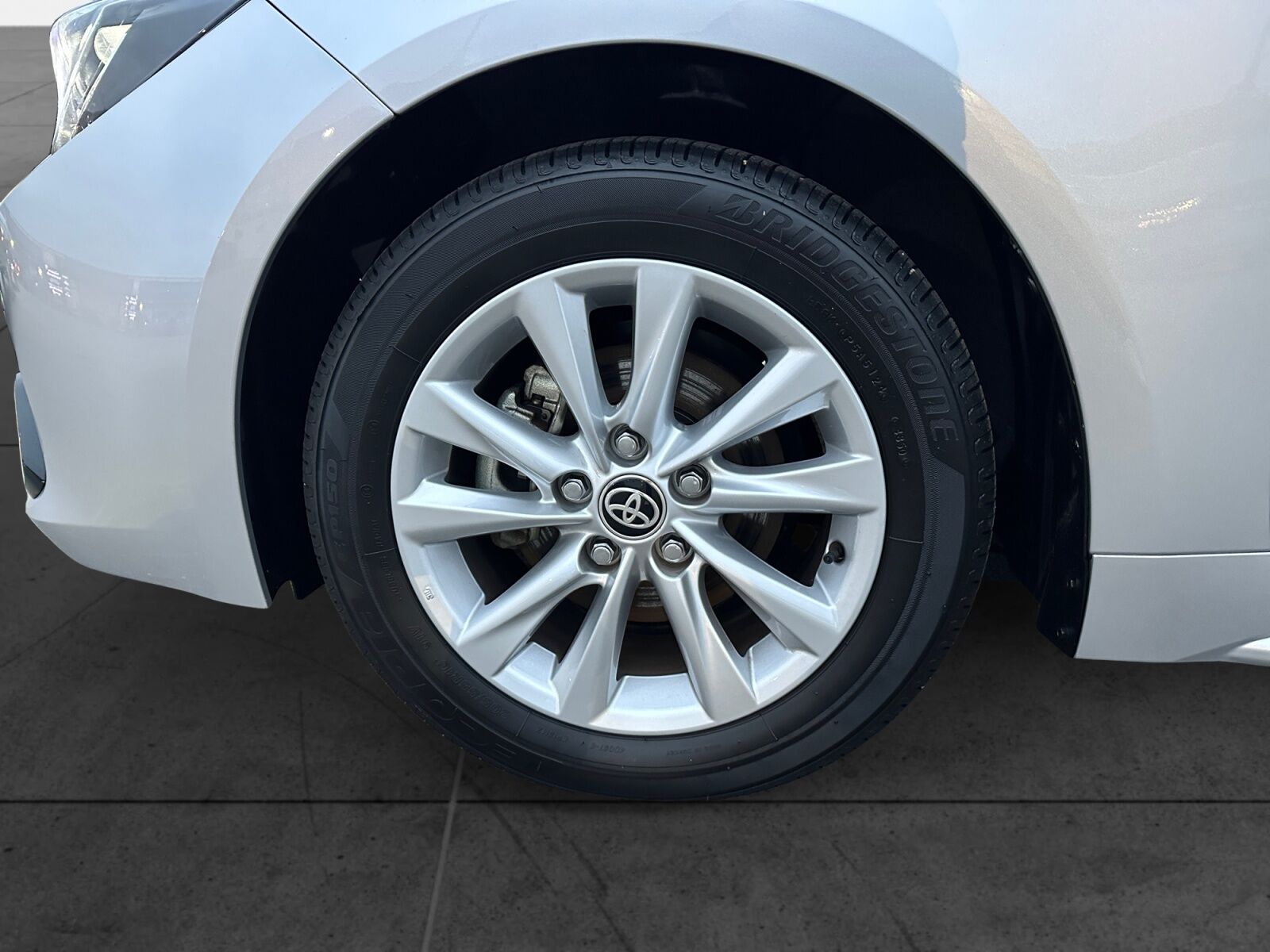 Billede af Toyota Corolla Touring Sports 1,8 Hybrid Active Safety Pack E-CVT 140HK Stc Trinl. Gear