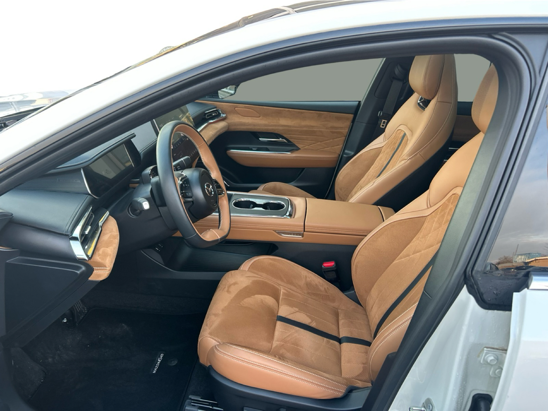 Billede af Mazda 6e EL Takumi Plus 258HK 5d Aut.