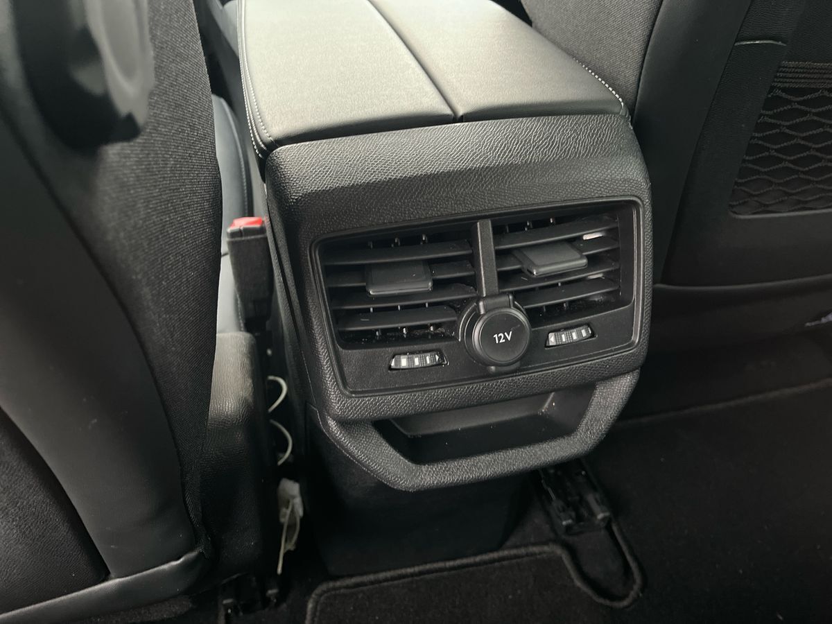 Billede af Peugeot 3008 1,6 PureTech  Plugin-hybrid Allure Pack EAT8 225HK 5d 8g Aut.