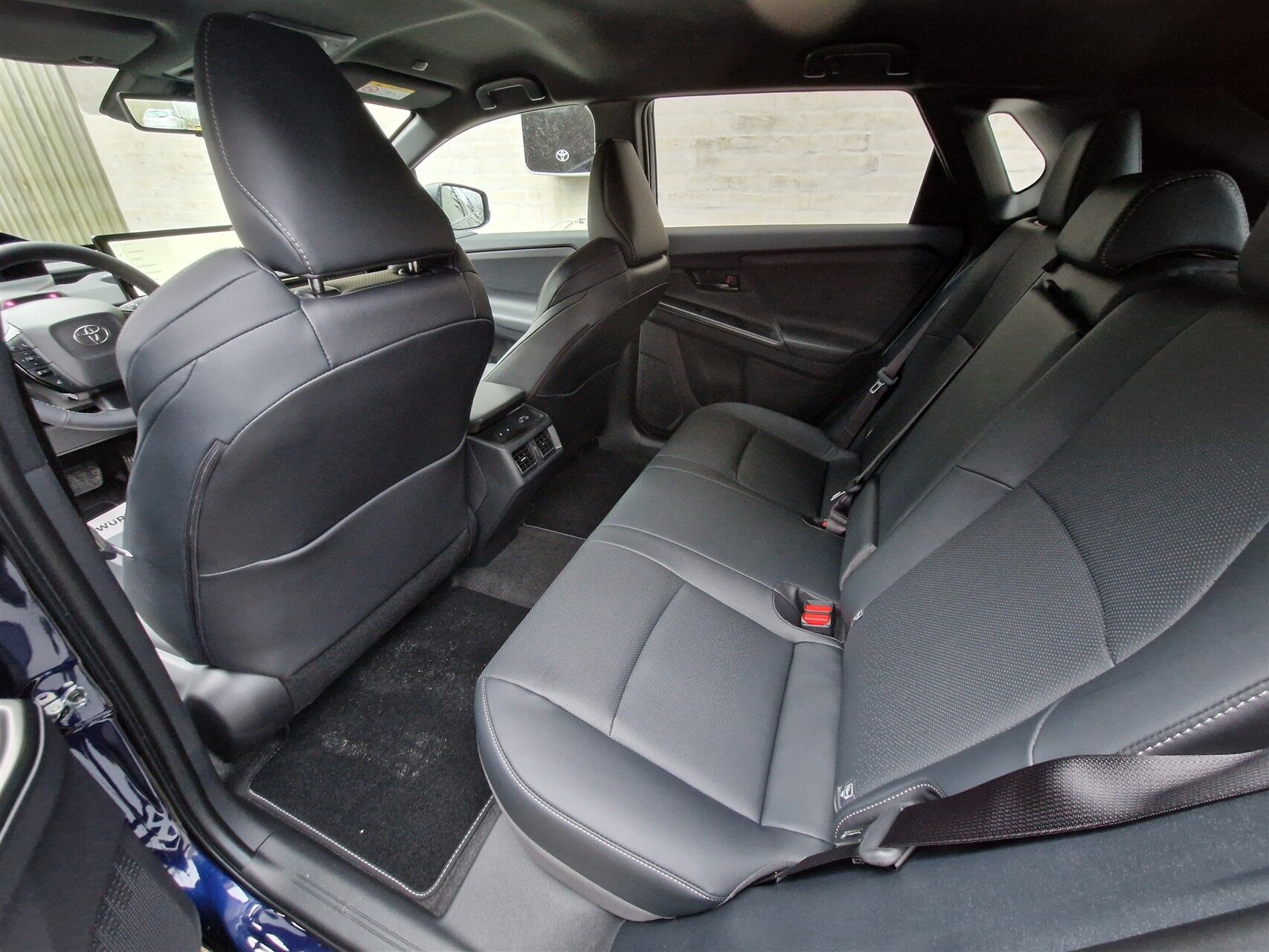 Billede af Toyota BZ4X EL Executive AWD 343HK 5d Aut.