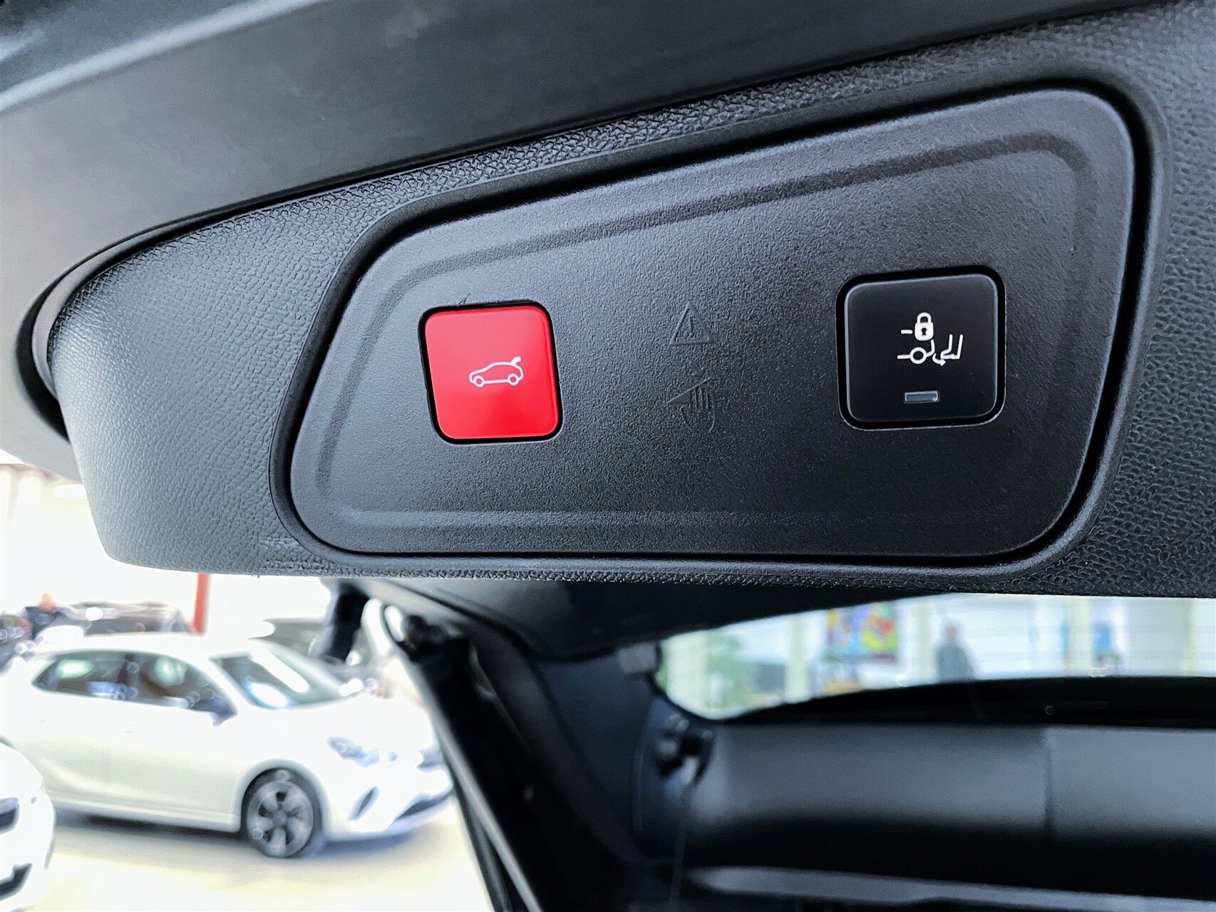 Billede af Peugeot 3008 1,6 PureTech  Plugin-hybrid Allure Pack LTD EAT8 225HK 5d 8g Aut.