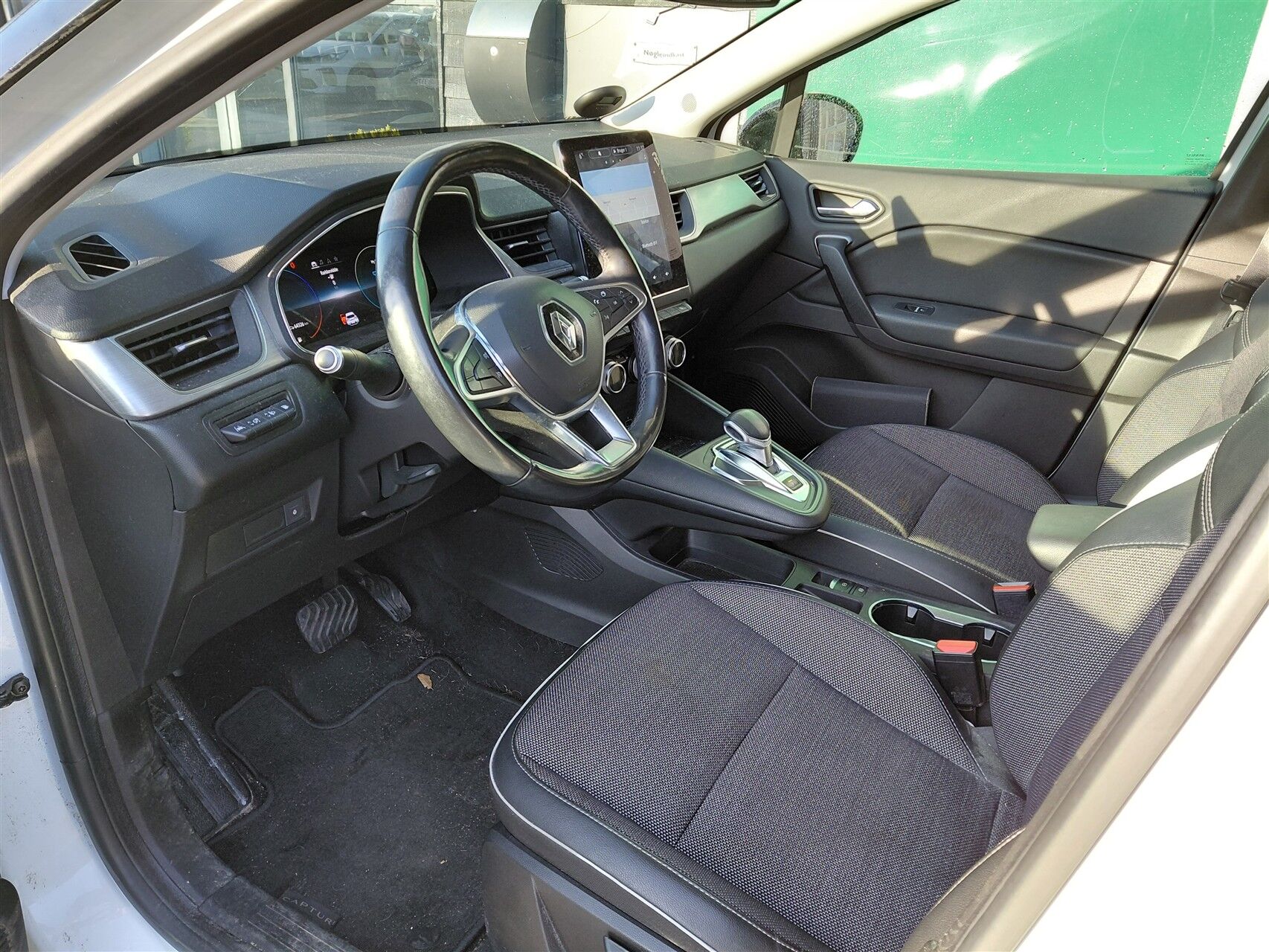 Billede af Renault Captur 1,6 E-TECH  Plugin-hybrid Intens 160HK 5d Aut.