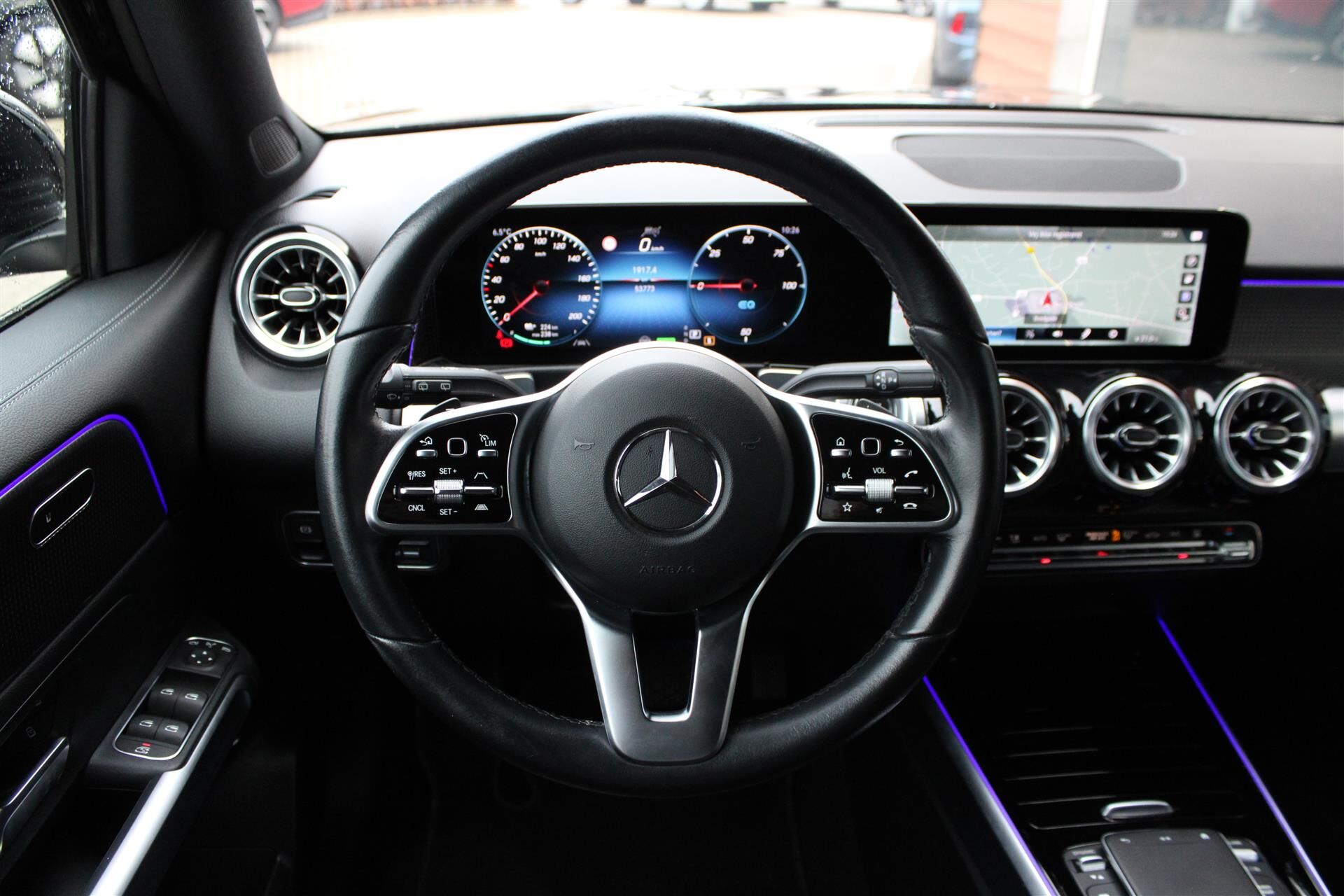 Billede af Mercedes-Benz EQB 300 EL Progressive 7 pers. 4Matic 228HK 5d Aut.