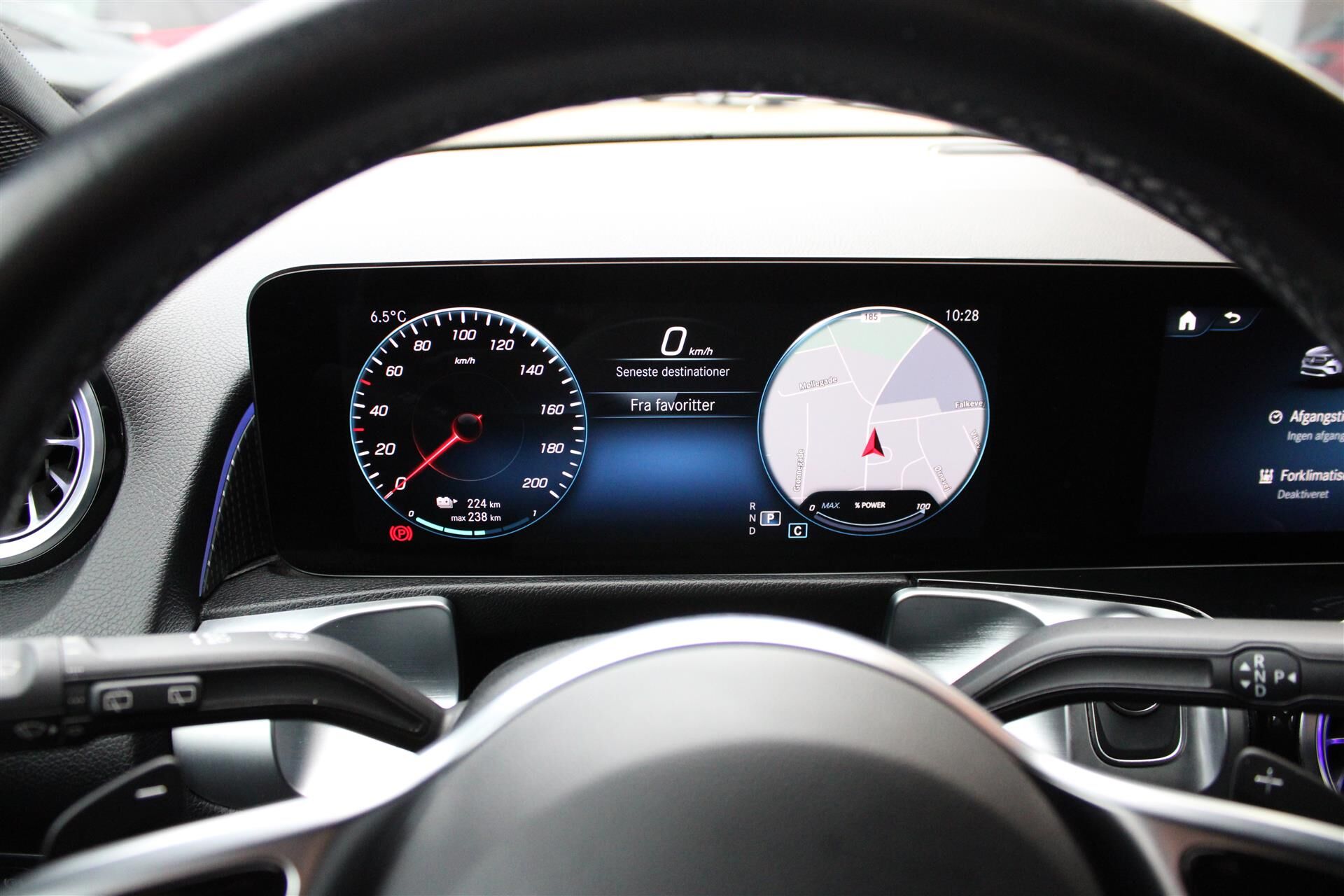 Billede af Mercedes-Benz EQB 300 EL Progressive 7 pers. 4Matic 228HK 5d Aut.