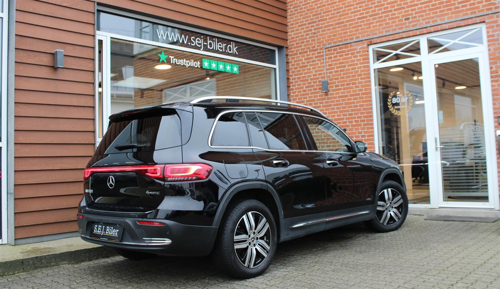 Billede af Mercedes-Benz EQB 300 EL Progressive 7 pers. 4Matic 228HK 5d Aut.