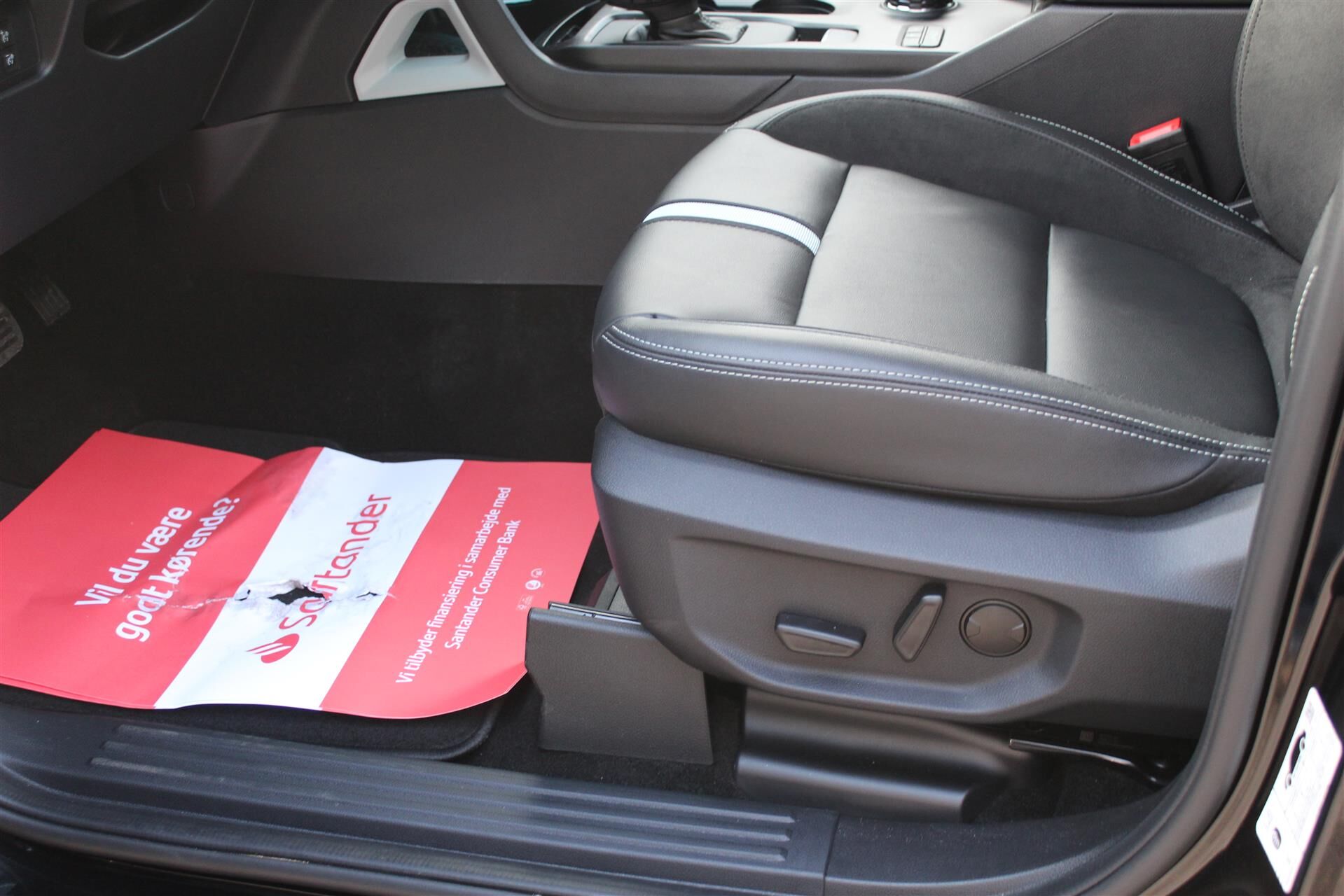 Billede af Ford Ranger Double Cab 2,3 EcoBoost  Plugin-hybrid Stormtrak e-4WD 281HK Pick-Up 10g Aut.