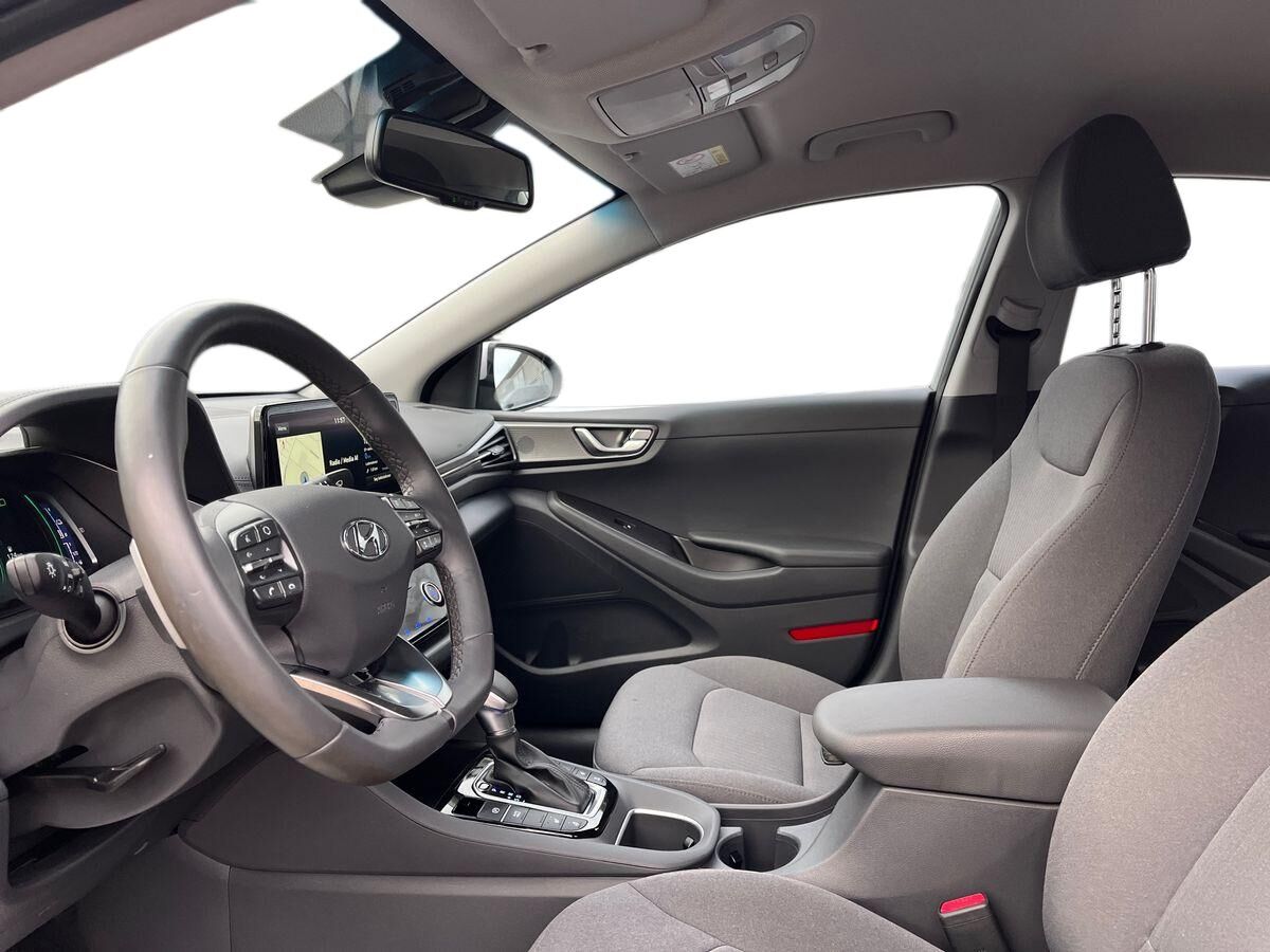 Billede af Hyundai Ioniq 1,6 GDI  Plugin-hybrid Premium plug-in 141HK 5d 6g Aut.