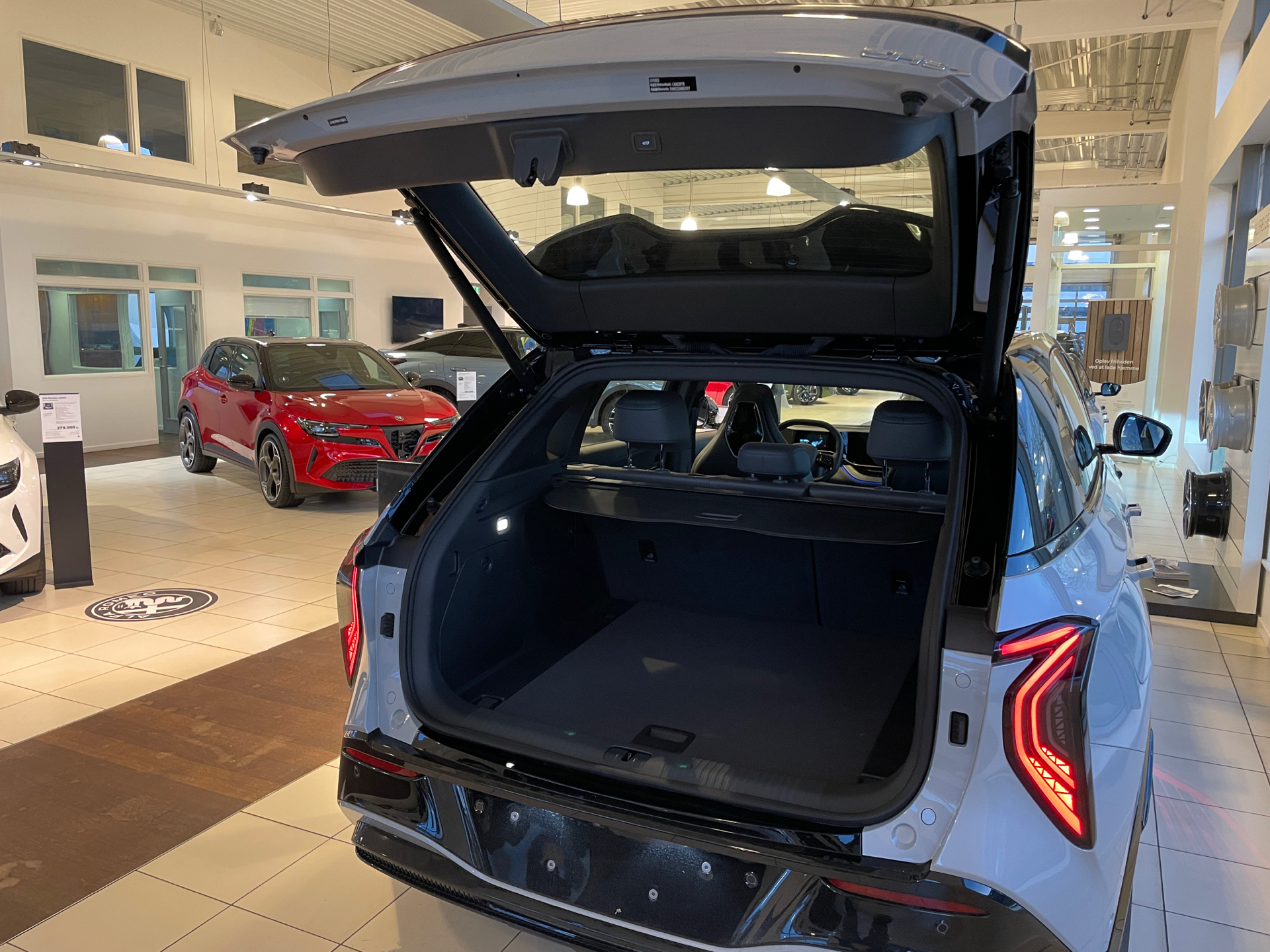 Billede af Hongqi EHS7 EL Exclusive 339HK 5d Aut.