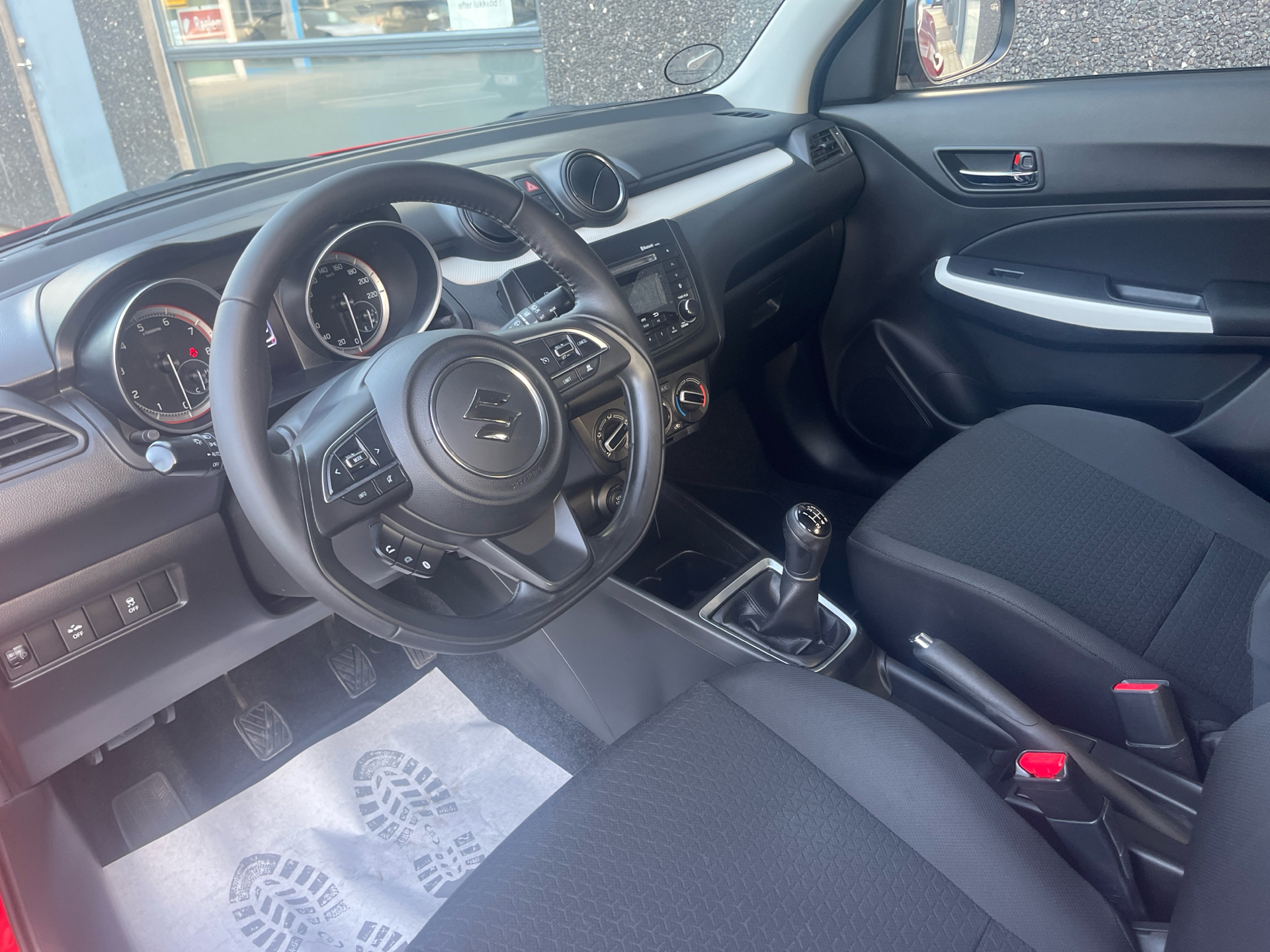 Billede af Suzuki Swift 1,2 Dualjet Club AEB 90HK 5d