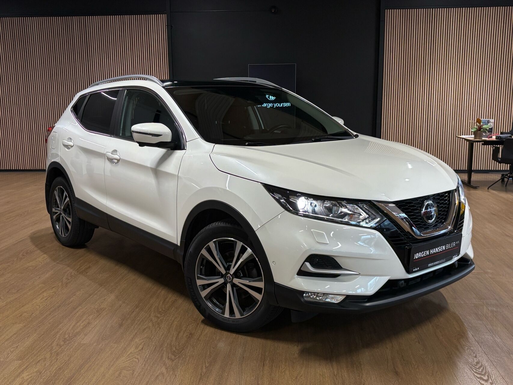 Billede af Nissan Qashqai 1,2 Dig-T N-Connecta 115HK 5d 6g