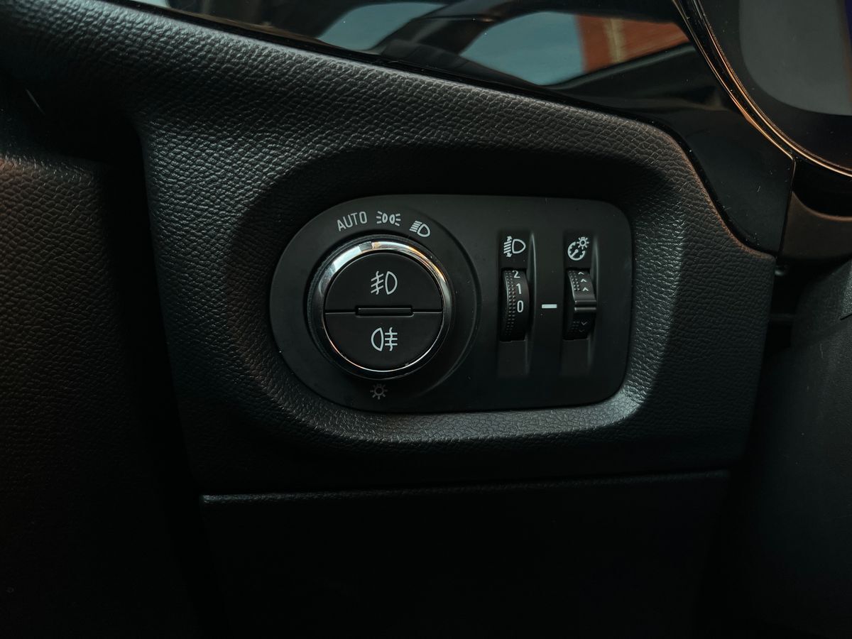 Billede af Opel Corsa 1,2 PureTech Sport 75HK 5d