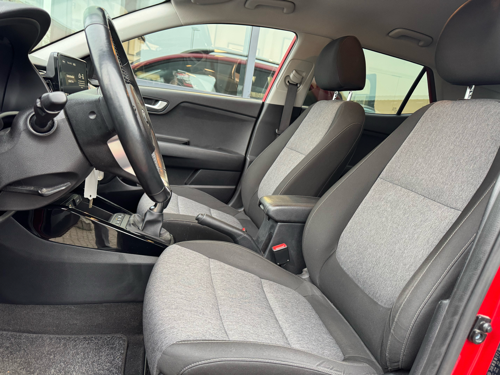 Billede af Kia Stonic 1,0 T-GDI  Mild hybrid Prestige m/Upgrade 100HK 5d 6g