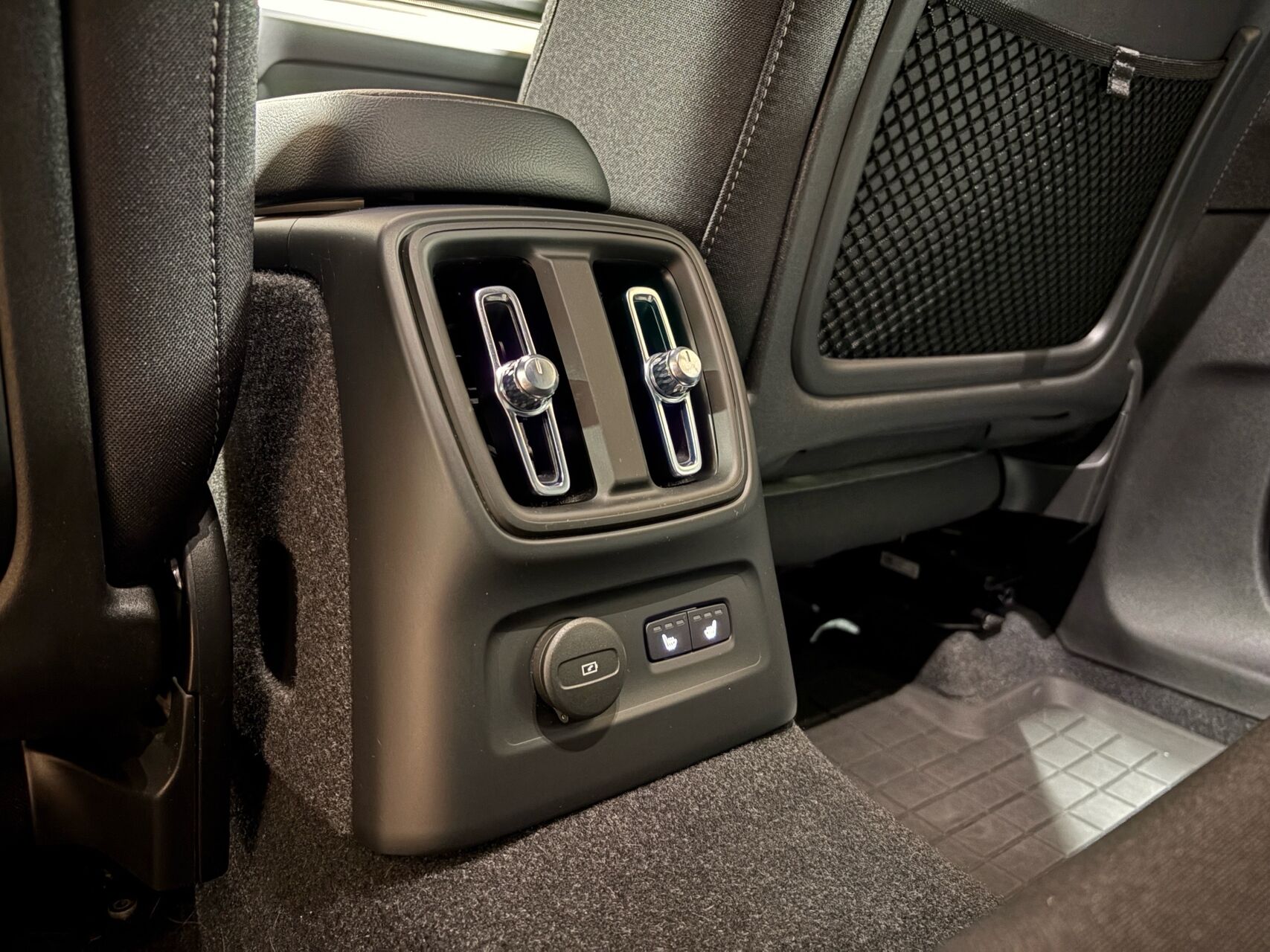 Billede af Volvo XC40 1,5 T5 Recharge  Plugin-hybrid Plus 262HK 5d 7g Aut.