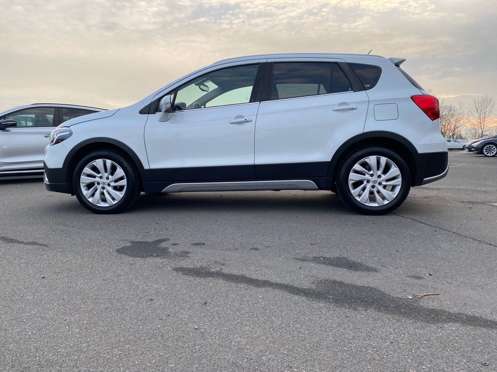 Billede af Suzuki S-Cross 1,4 Boosterjet Active 140HK 5d 6g Aut.