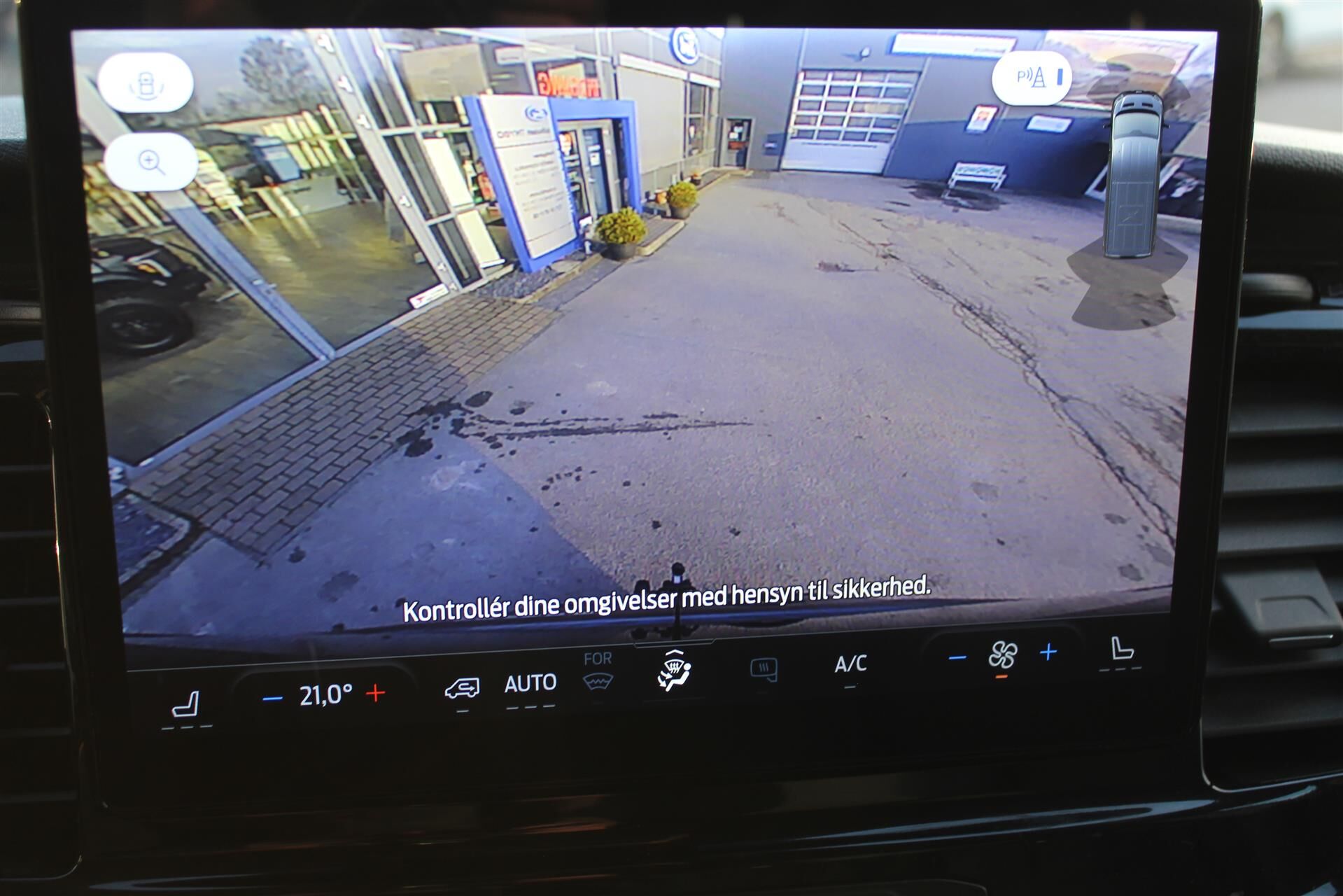 Billede af Ford Transit 350 L3H2 2,0 TDCi Trend 170HK Van 6g Aut.