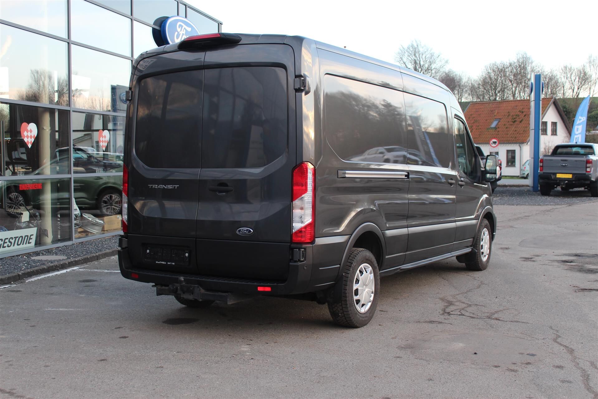 Billede af Ford Transit 350 L3H2 2,0 TDCi Trend 170HK Van 6g Aut.