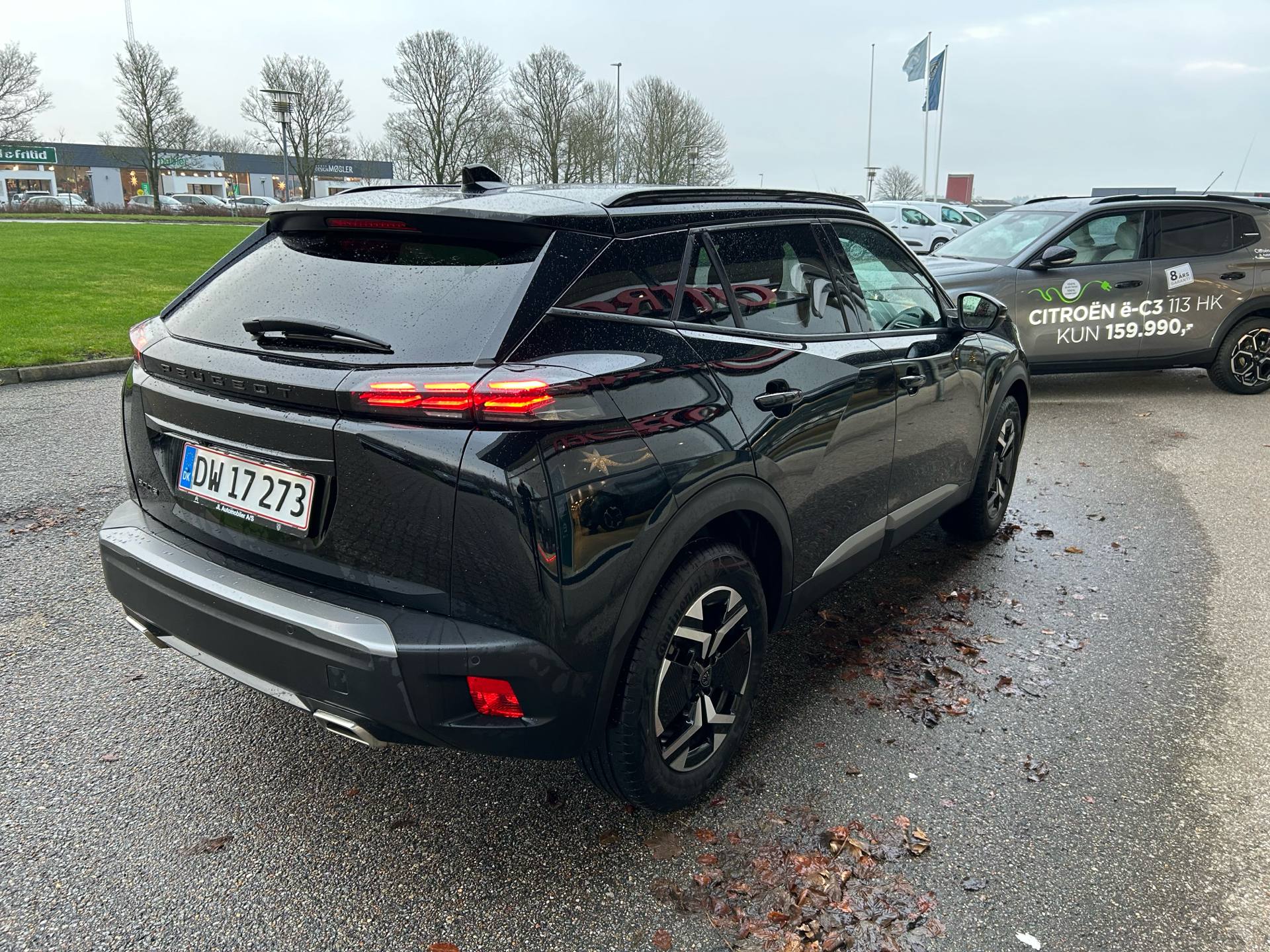 Billede af Peugeot 2008 1,2 PureTech First Selection EAT8 130HK 5d 8g Aut.