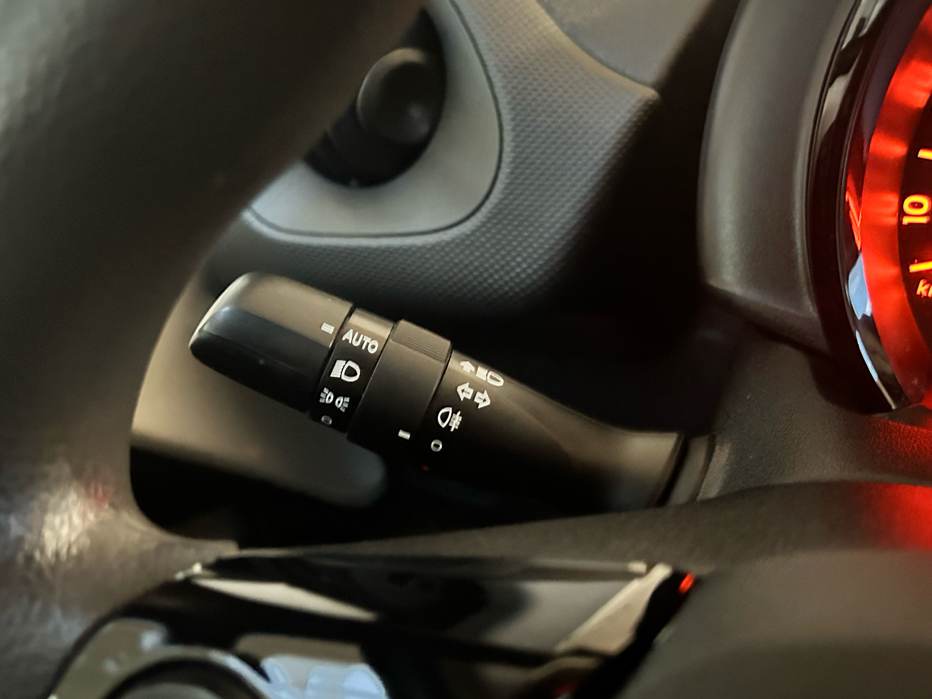 Billede af Citroën C1 1,0 VTi Sportline 72HK 5d