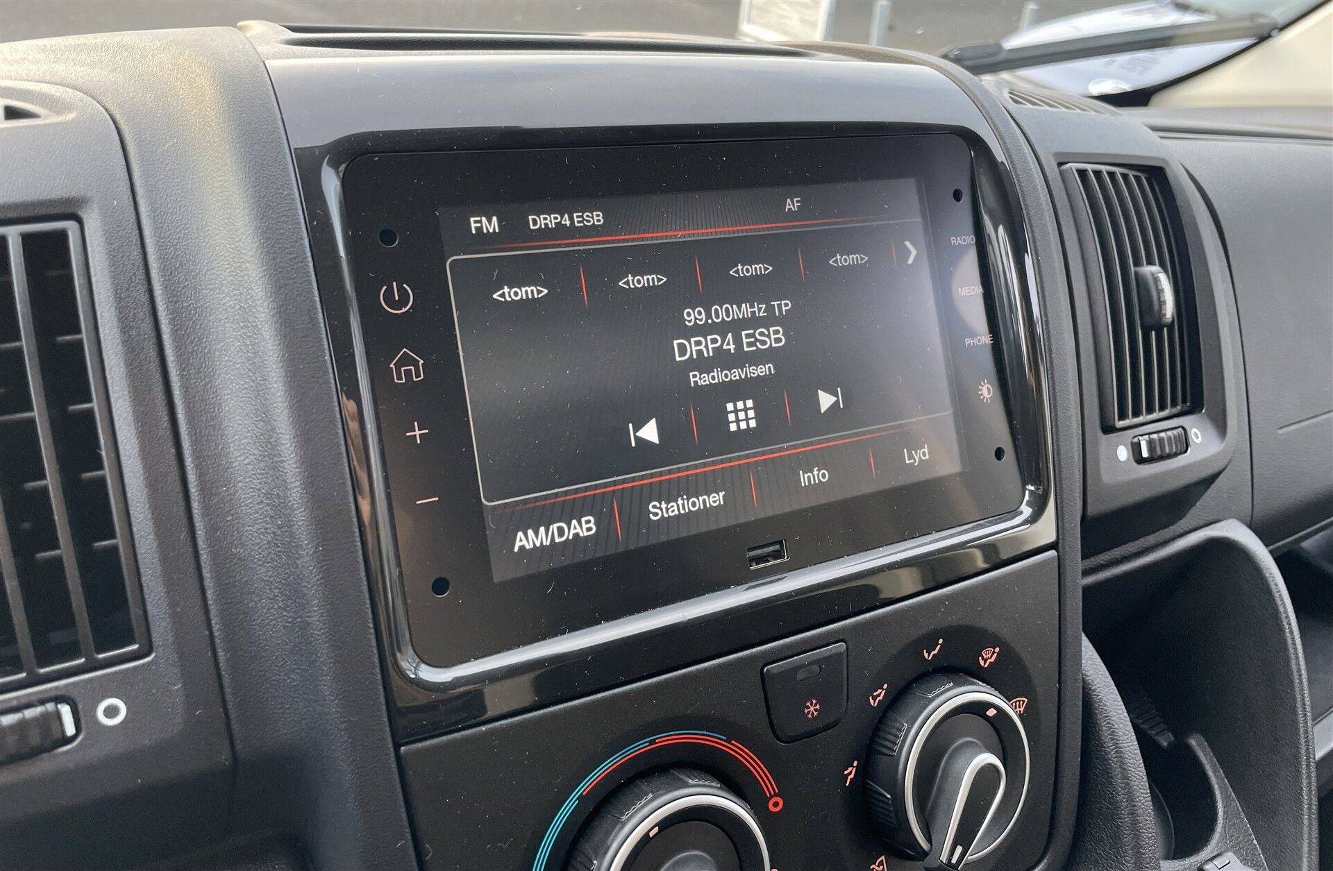 Billede af Peugeot Boxer 335 L3H2 2,2 BlueHDi Premium 140HK Van 6g