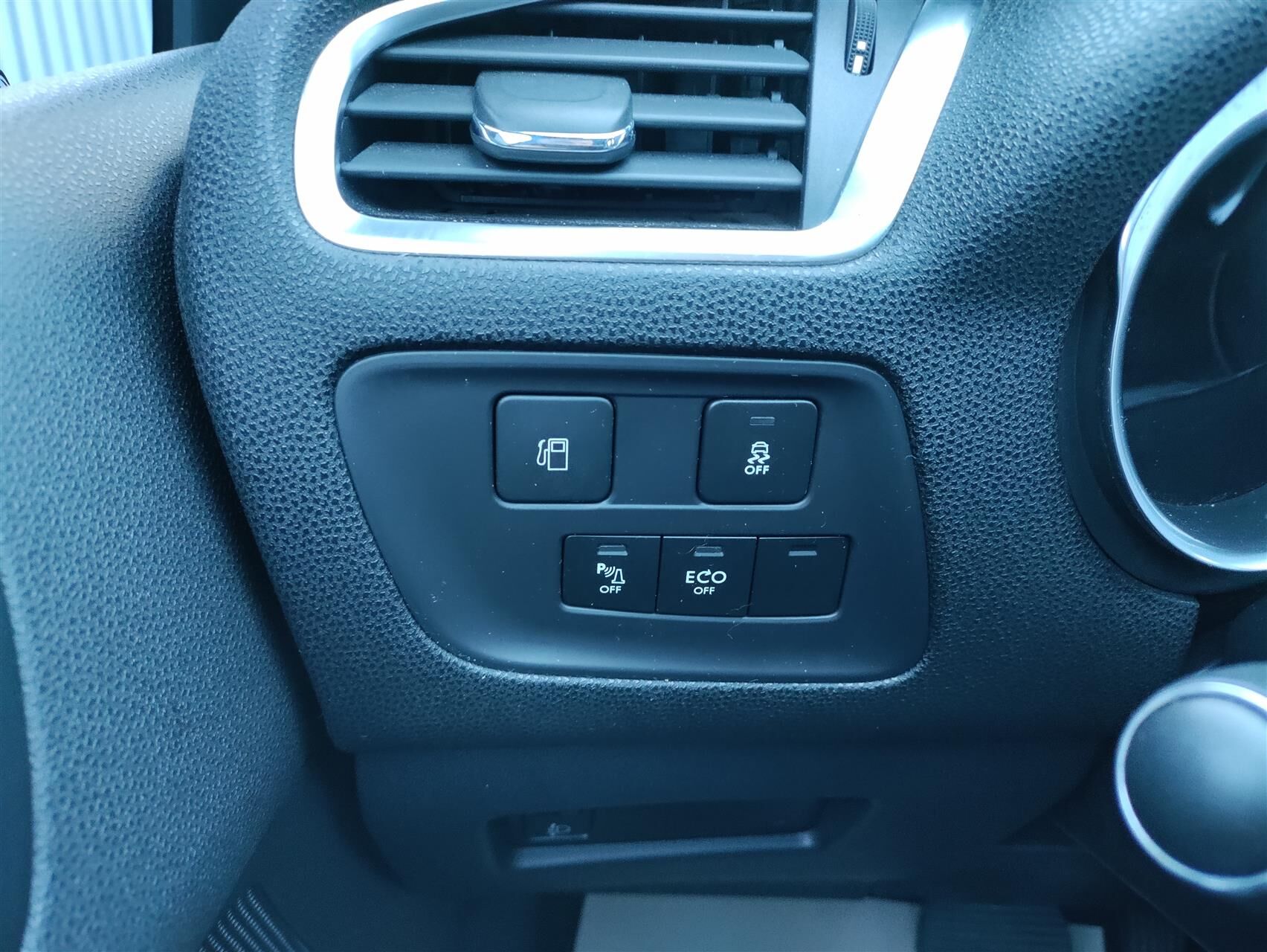 Billede af Citroën DS4 1,6 e-HDi Design E6G 115HK 5d 6g Aut.