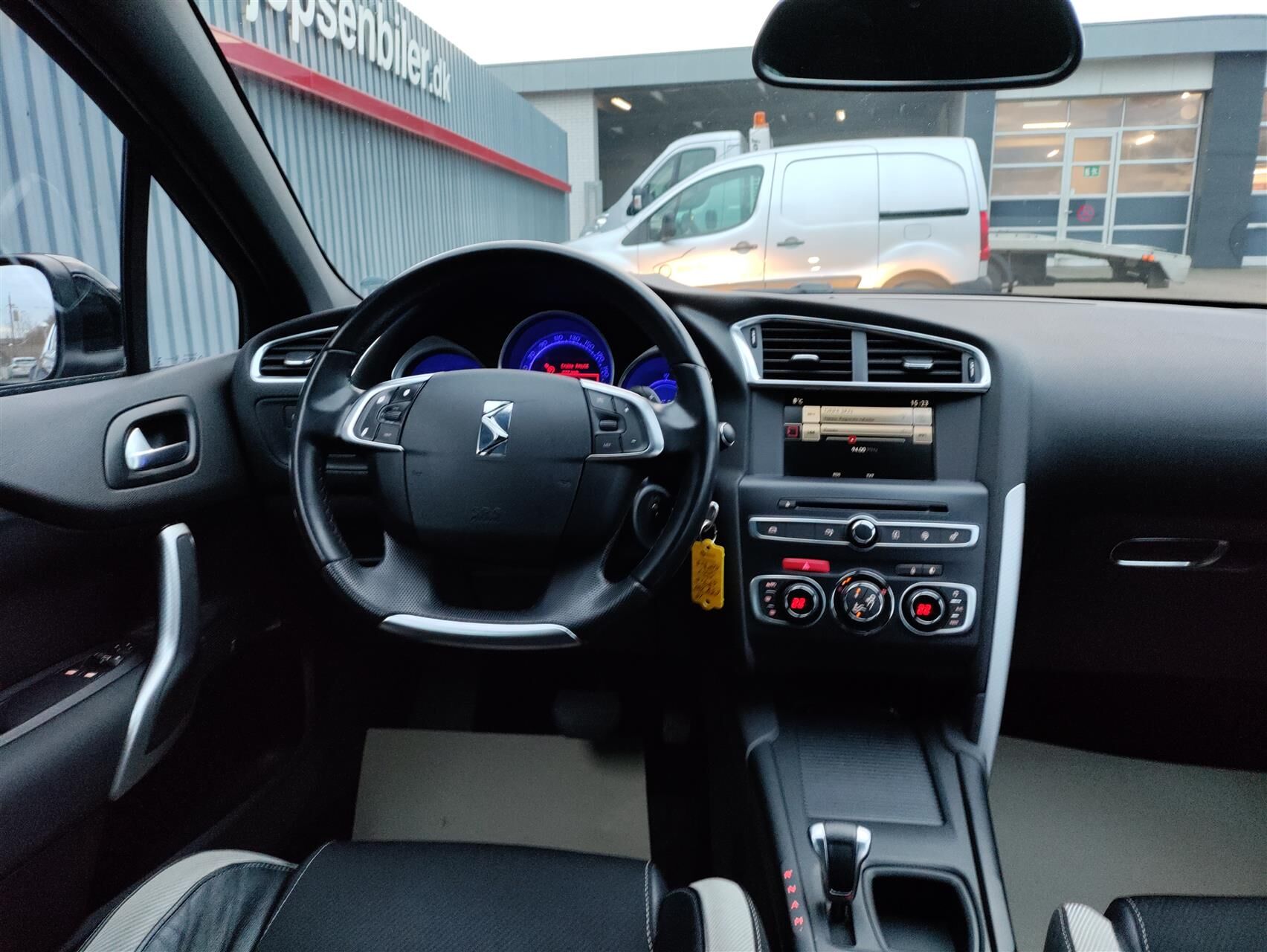 Billede af Citroën DS4 1,6 e-HDi Design E6G 115HK 5d 6g Aut.