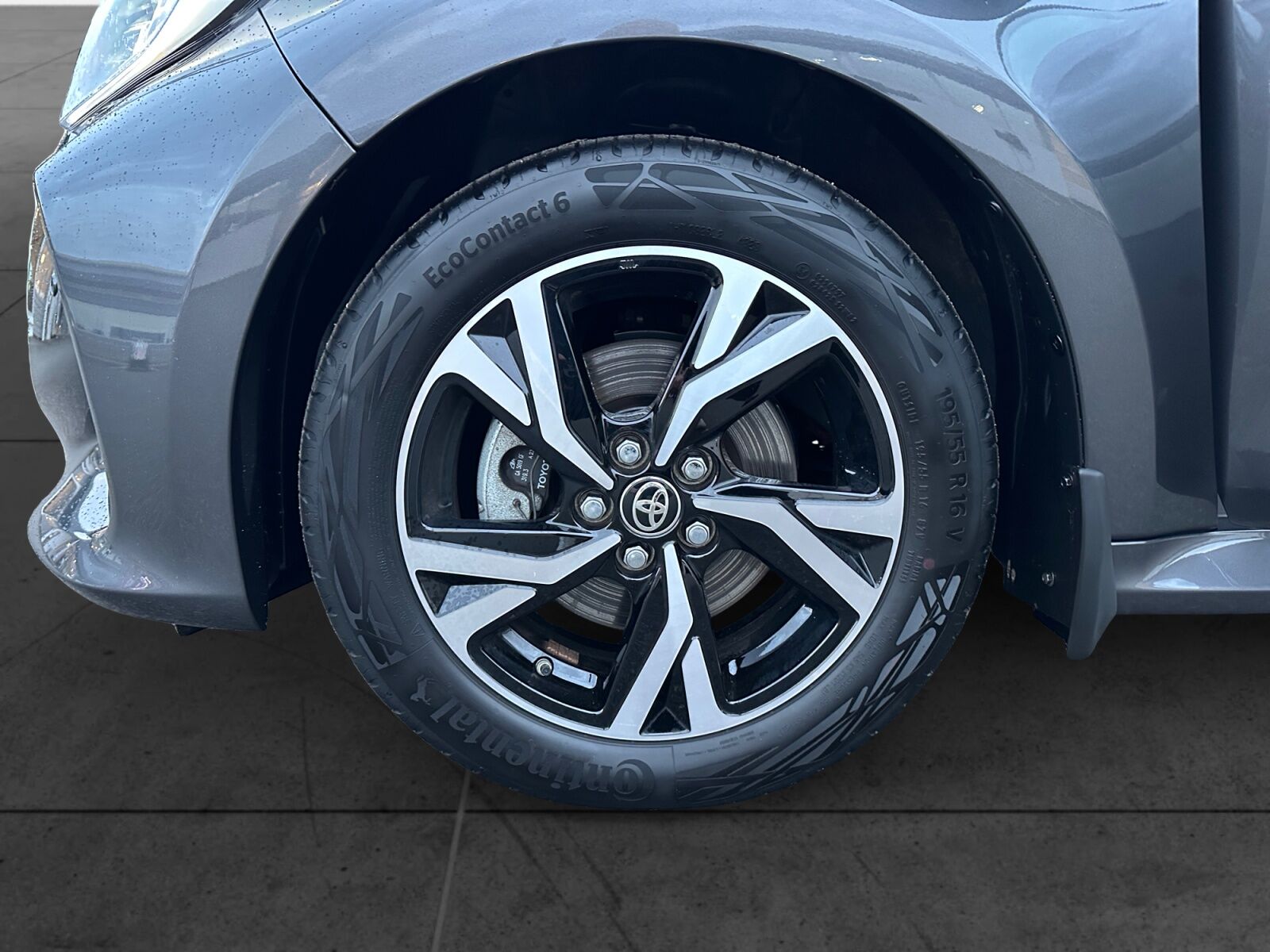 Billede af Toyota Yaris 1,5 Hybrid Style Technology 116HK 5d Trinl. Gear