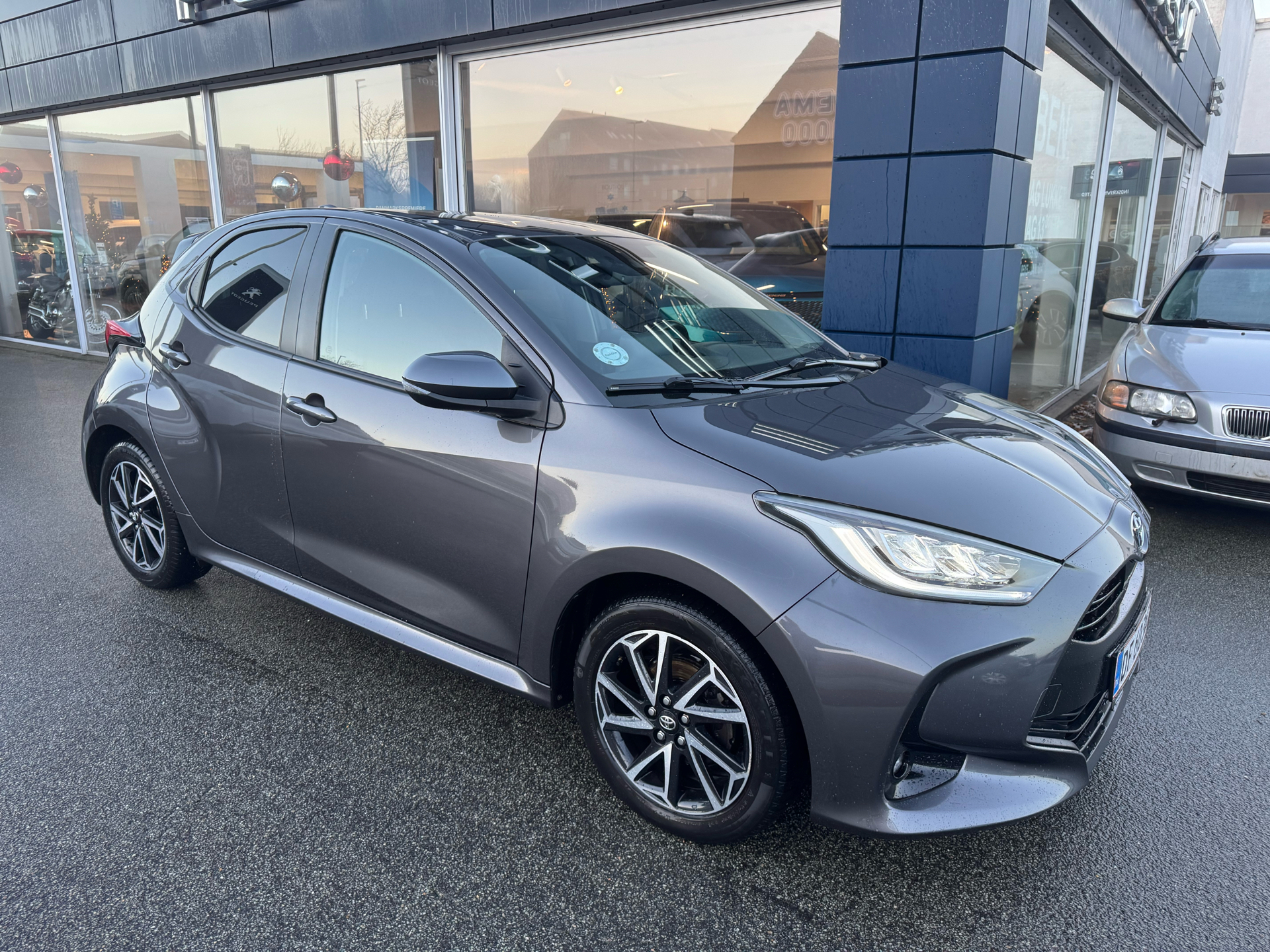 Billede af Toyota Yaris 1,5 VVT-I Active Technology & Design 125HK 5d 6g