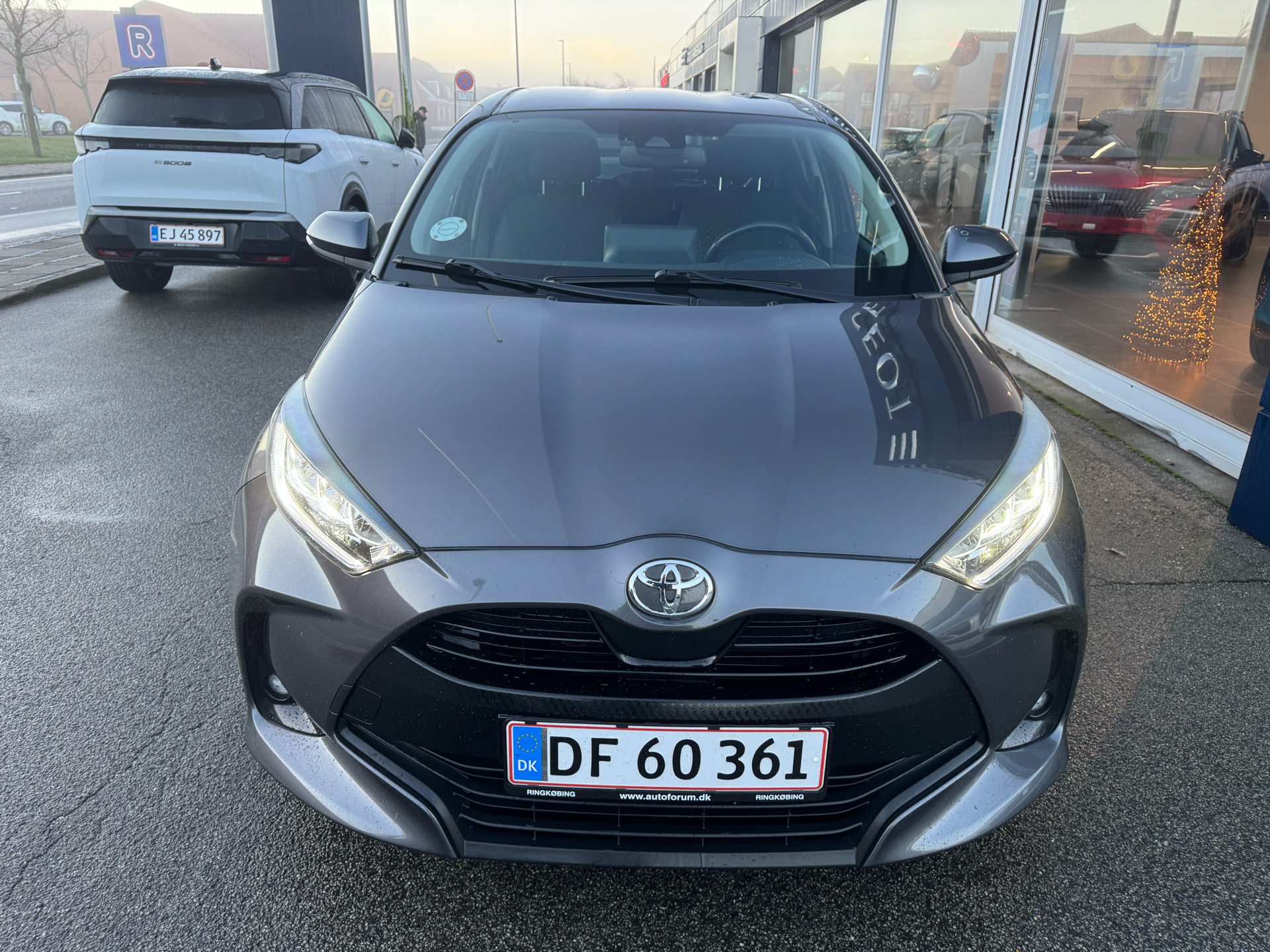 Billede af Toyota Yaris 1,5 VVT-I Active Technology & Design 125HK 5d 6g