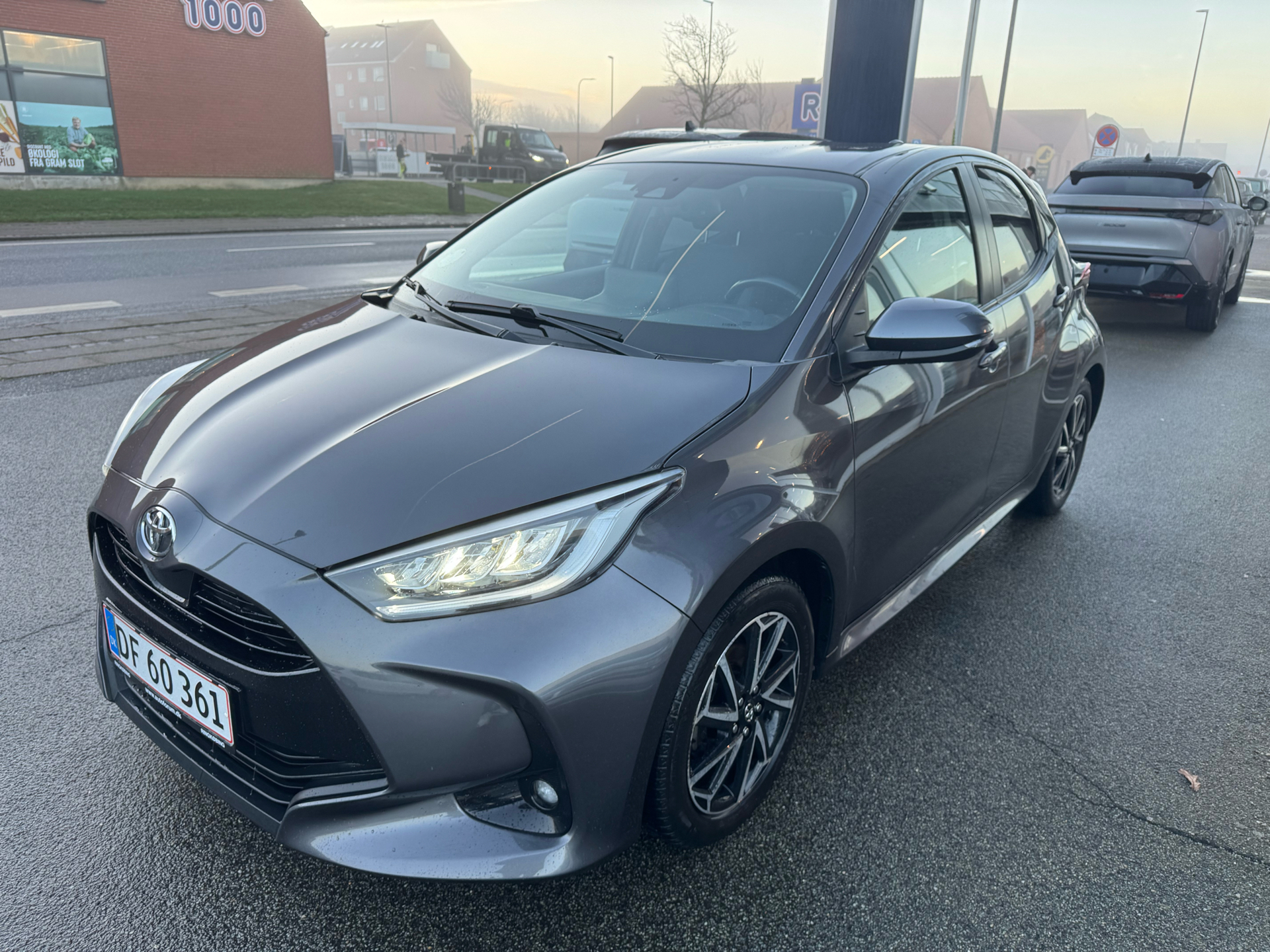 Billede af Toyota Yaris 1,5 VVT-I Active Technology & Design 125HK 5d 6g