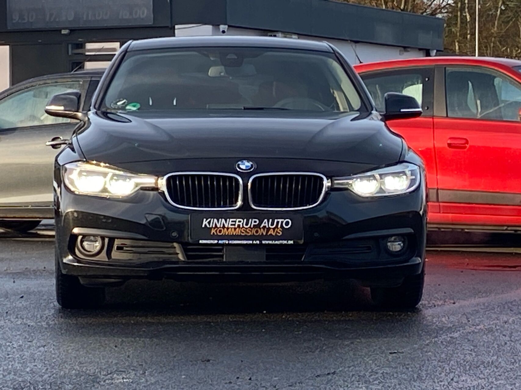 Billede af BMW 320d Touring 2,0 D Steptronic 190HK Stc 8g Aut.