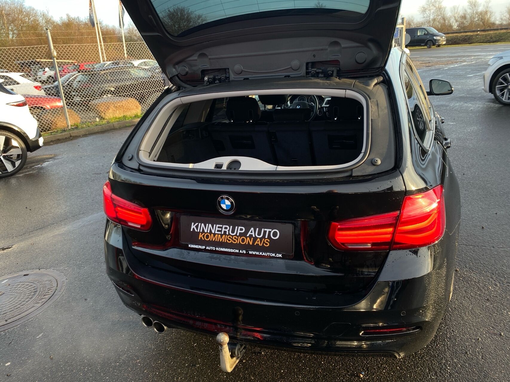 Billede af BMW 320d Touring 2,0 D Steptronic 190HK Stc 8g Aut.