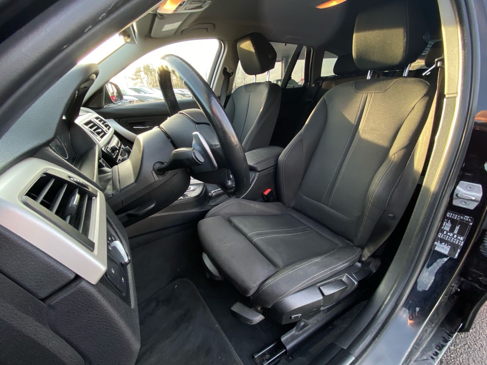 Billede af BMW 320d Touring 2,0 D Steptronic 190HK Stc 8g Aut.