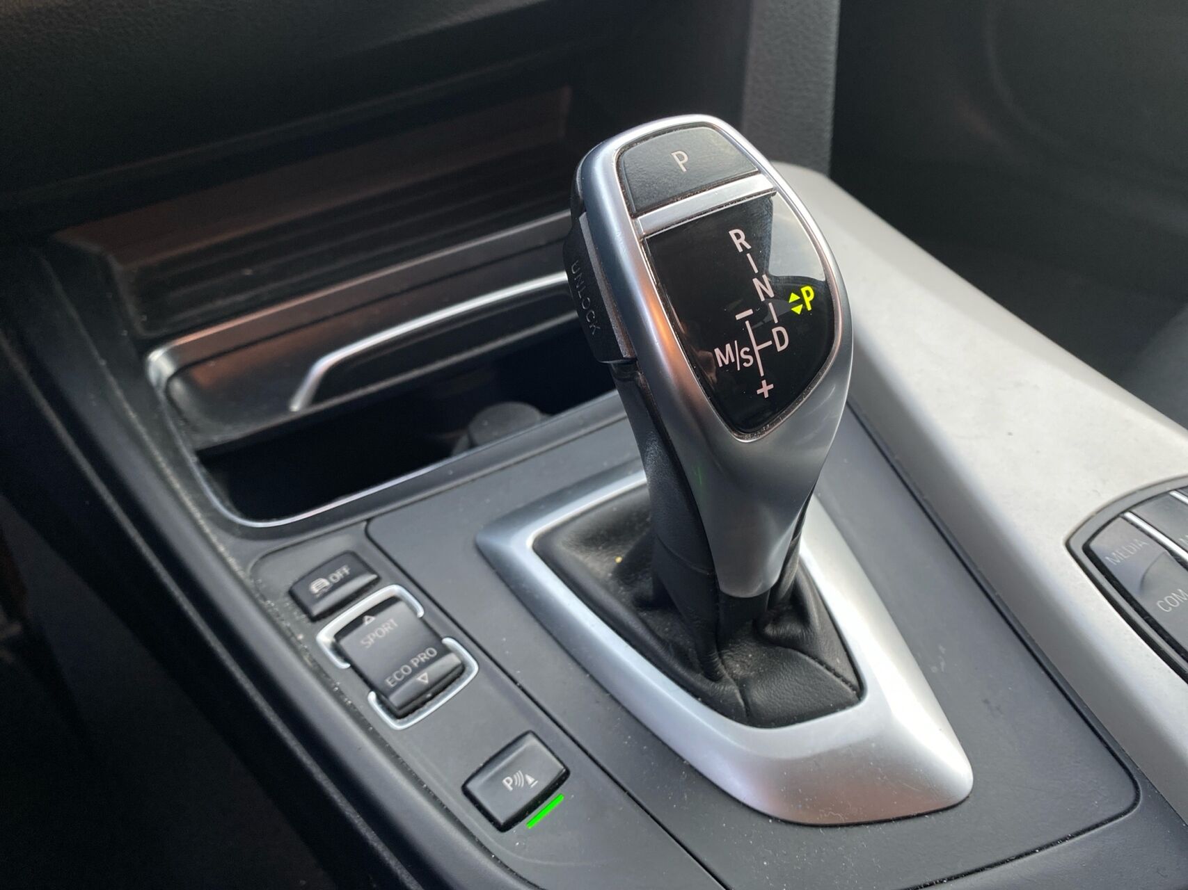 Billede af BMW 320d Touring 2,0 D Steptronic 190HK Stc 8g Aut.