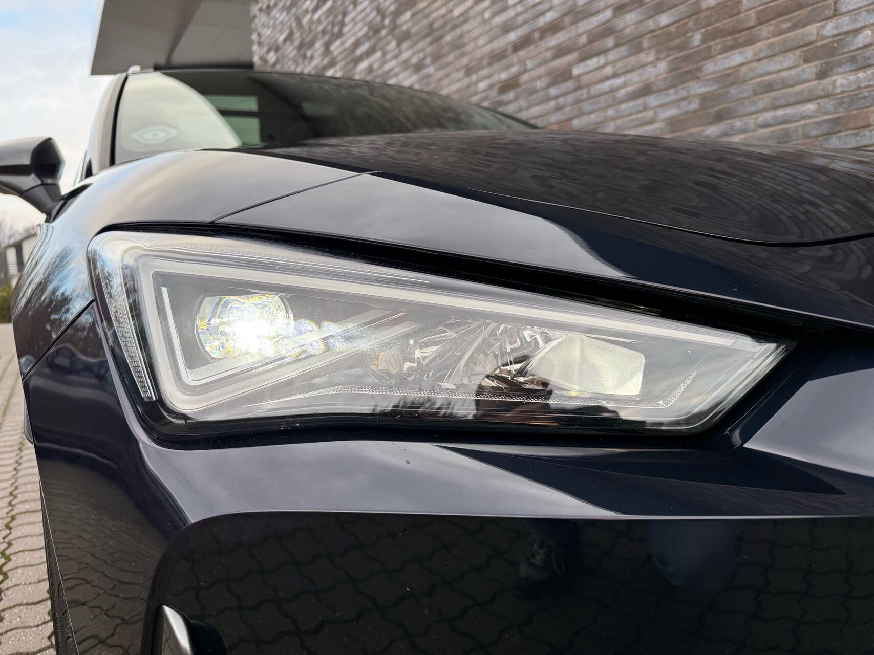 Billede af Cupra Leon Sportstourer 2,0 TSI DSG 4Drive 310HK Stc 7g Aut.