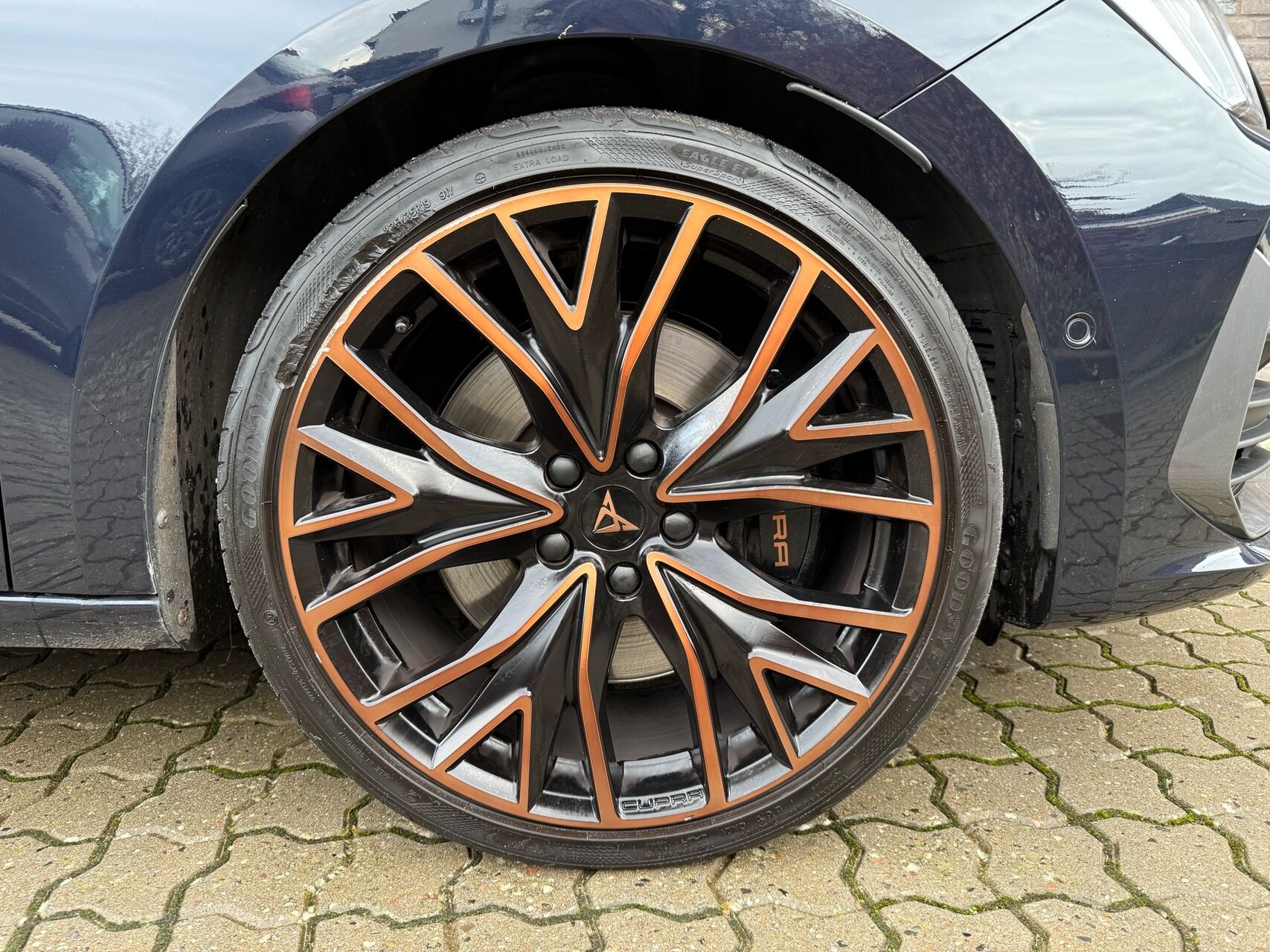 Billede af Cupra Leon Sportstourer 2,0 TSI DSG 4Drive 310HK Stc 7g Aut.