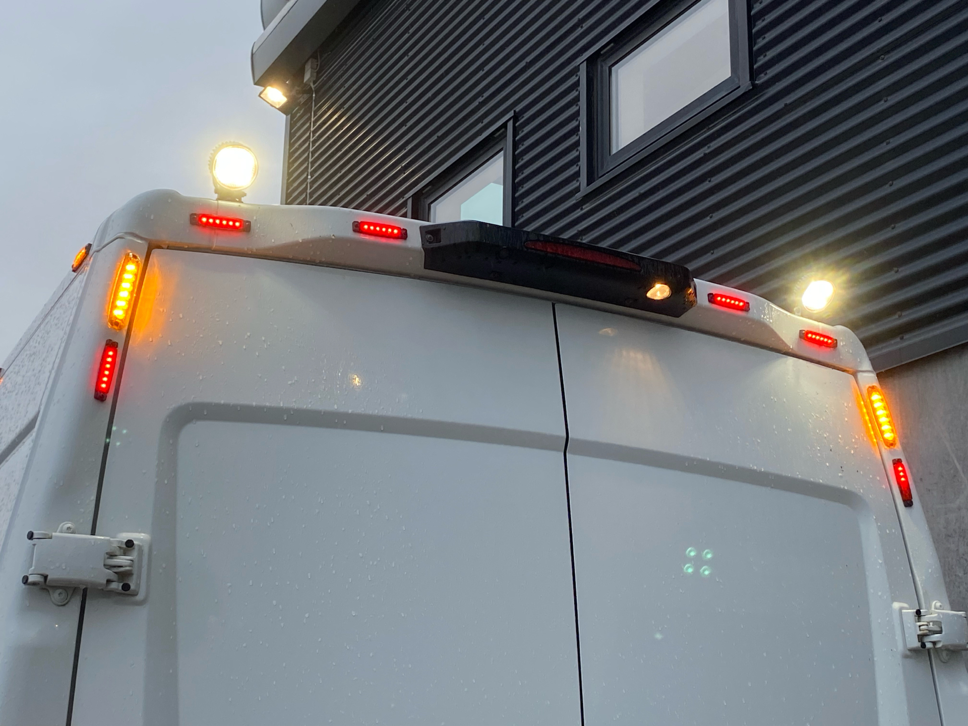 Billede af Iveco Daily 35S21 12m3 3,0 D Hi-Matic 210HK Van 8g Aut.