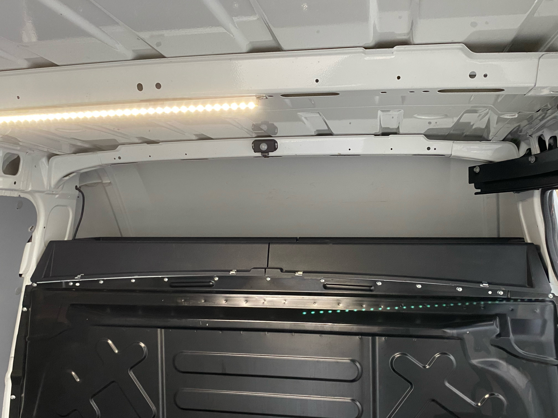 Billede af Iveco Daily 35S21 12m3 3,0 D Hi-Matic 210HK Van 8g Aut.