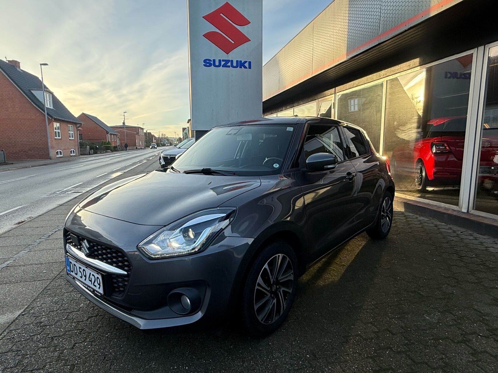 Billede af Suzuki Swift 1,2 Dualjet  Mild hybrid Exclusive AEB 83HK 5d