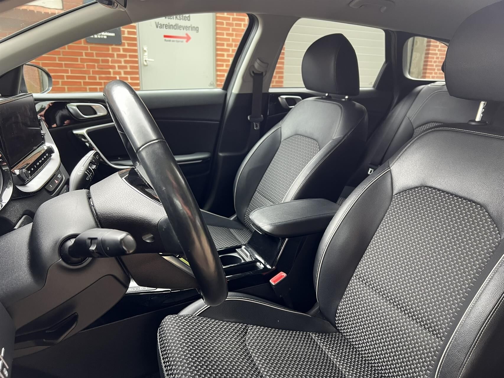 Billede af Kia Ceed SW 1,5 T-GDI  Mild hybrid Comfort m/Upgrade DCT 160HK Stc 7g Aut.