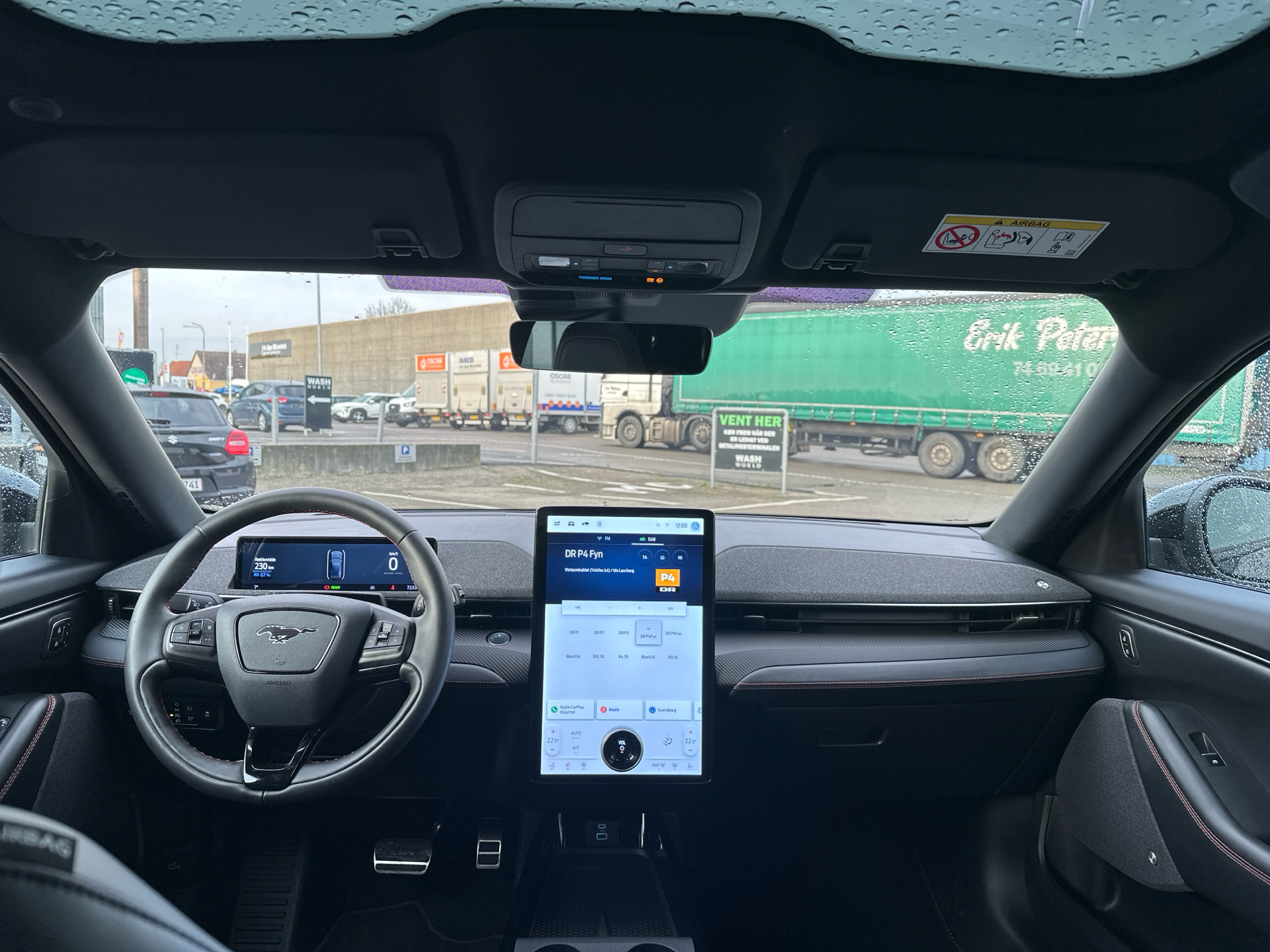 Billede af Ford Mustang Mach-E EL UR Premium AWD 351HK 5d Aut.