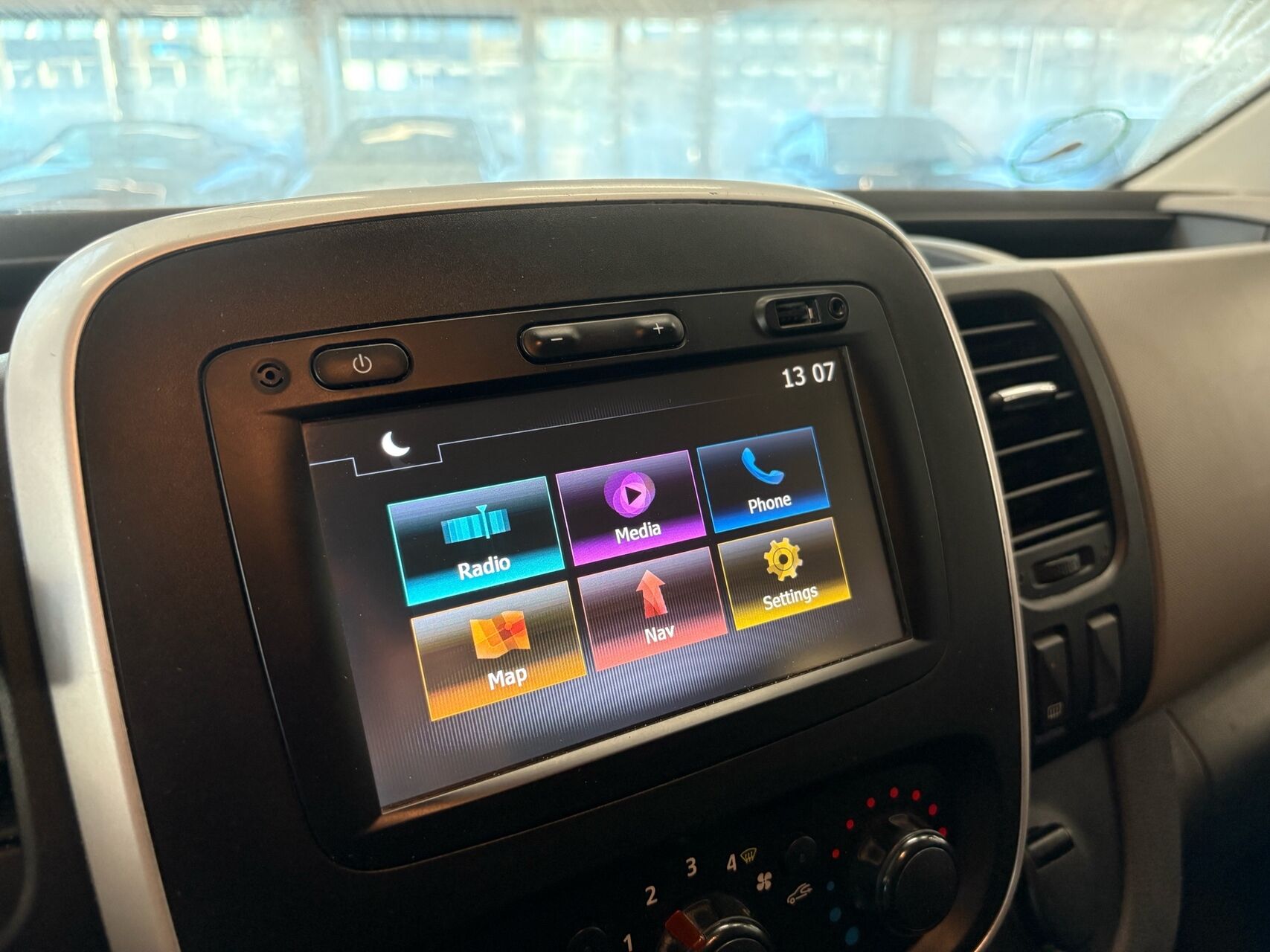 Billede af Renault Trafic T29 L2H1 1,6 DCI 120HK Van 6g