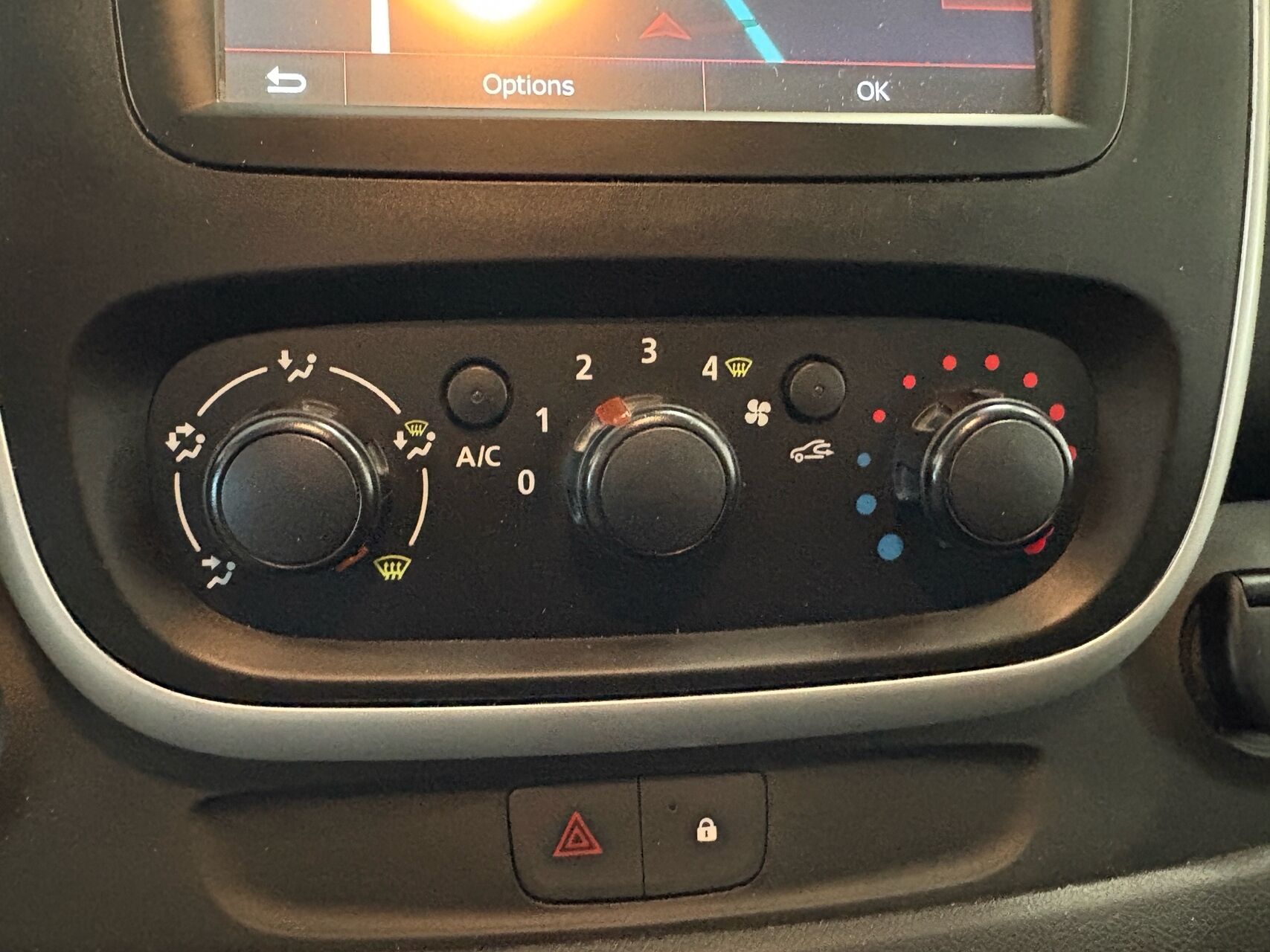 Billede af Renault Trafic T29 L2H1 1,6 DCI 120HK Van 6g