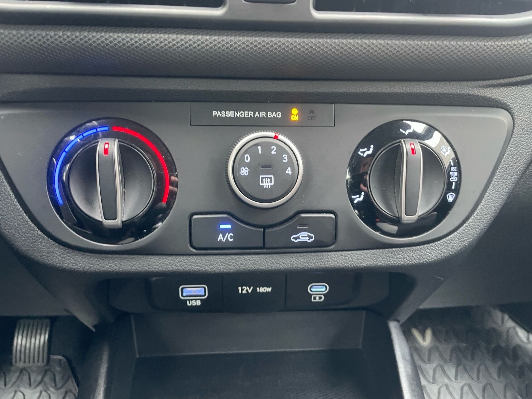 Billede af Hyundai i10 1,0 Essential 67HK 5d