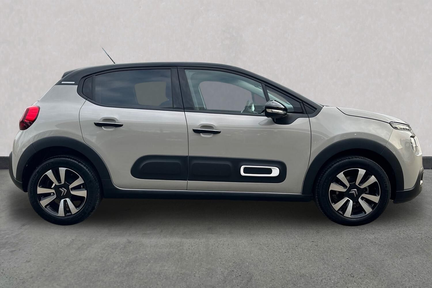 Billede af Citroën C3 1,2 PureTech Attraction 83HK 5d